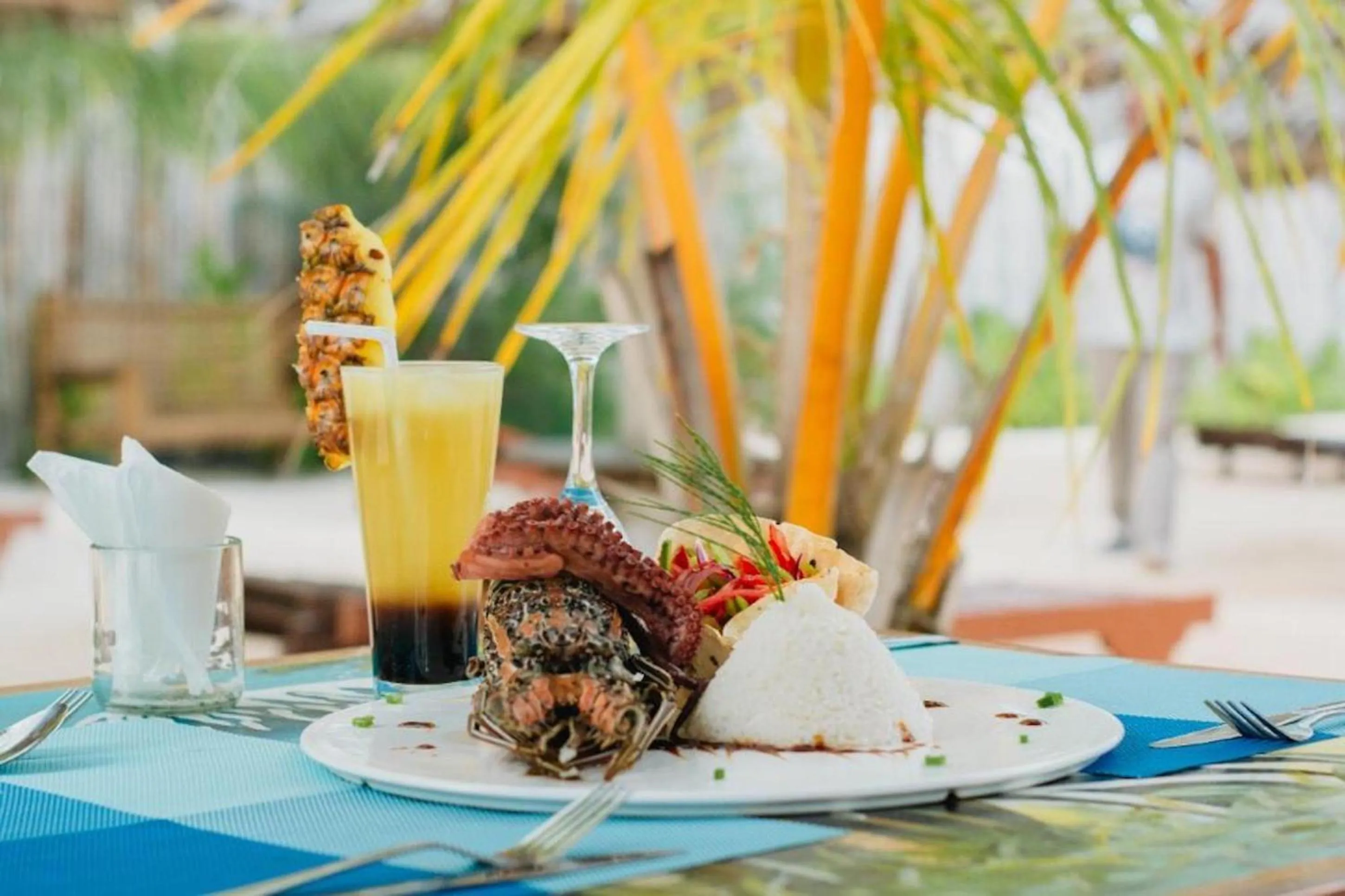 Restaurant/places to eat in Mocco Beach Villa