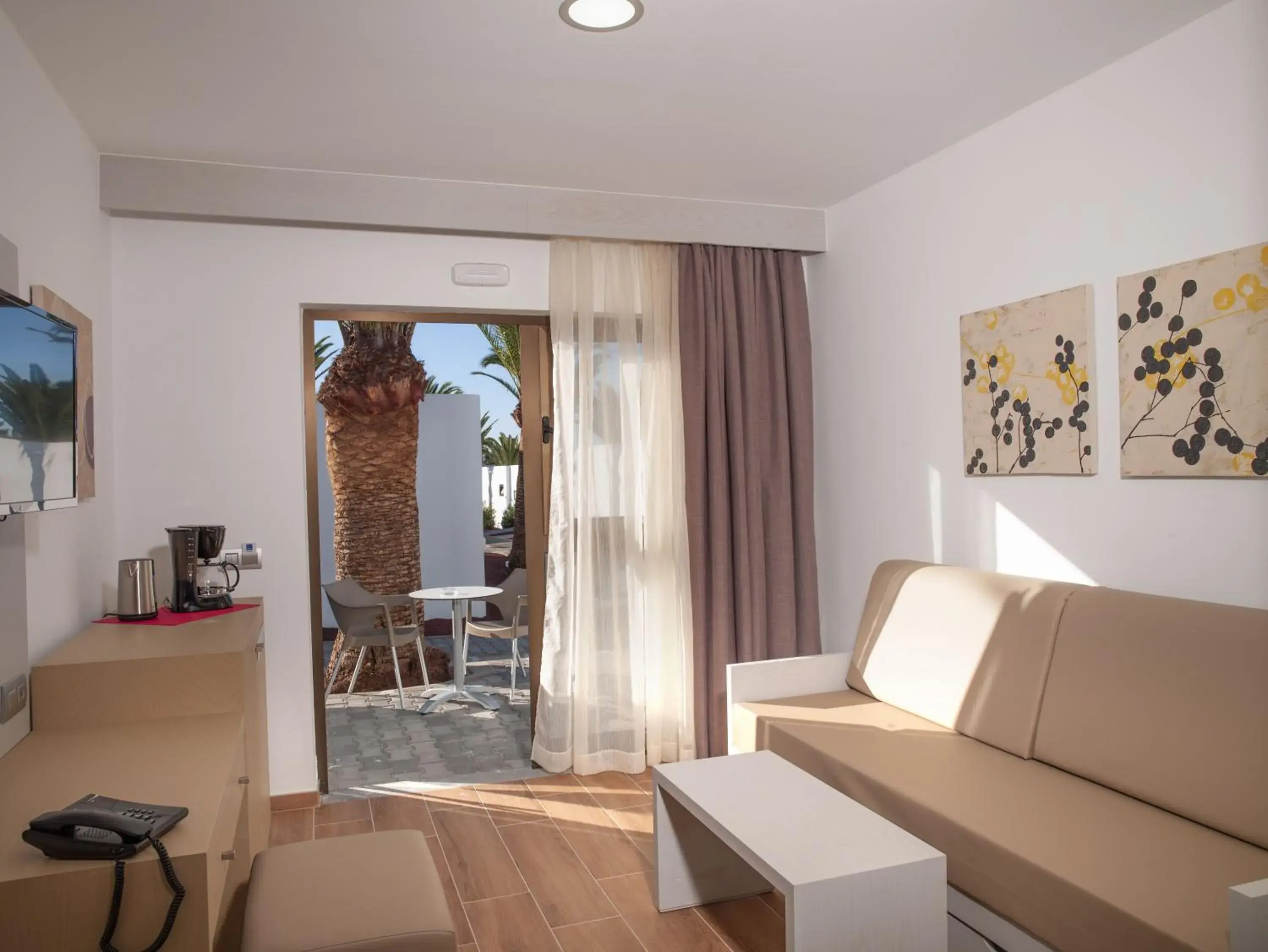 Double or Twin Room (2 Adults + 1 Child) in HL Rio Playa Blanca Double or Twin Room (2 Adults + 1 Child) in HL Rio Playa Blanca