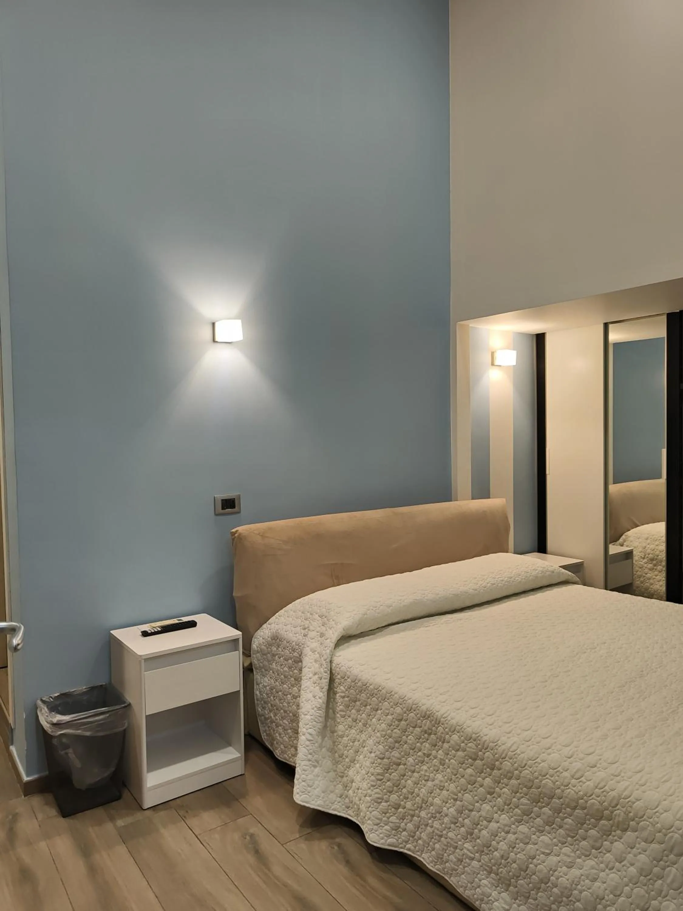 Parthenope Suite Rooms Vomero Vanvitelli a 2 min quartieri spagno via Toledo