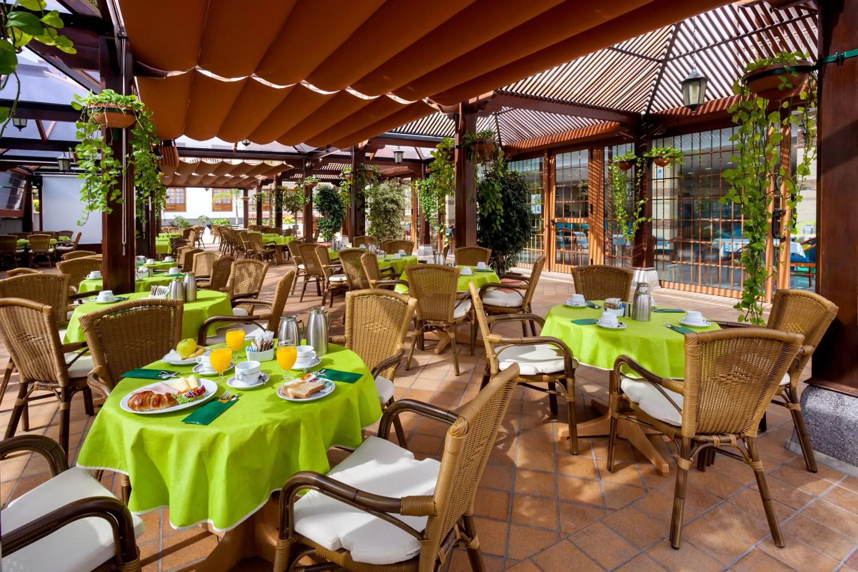 Lounge or bar in Apartamentos Casablanca Lounge or bar in Apartamentos Casablanca