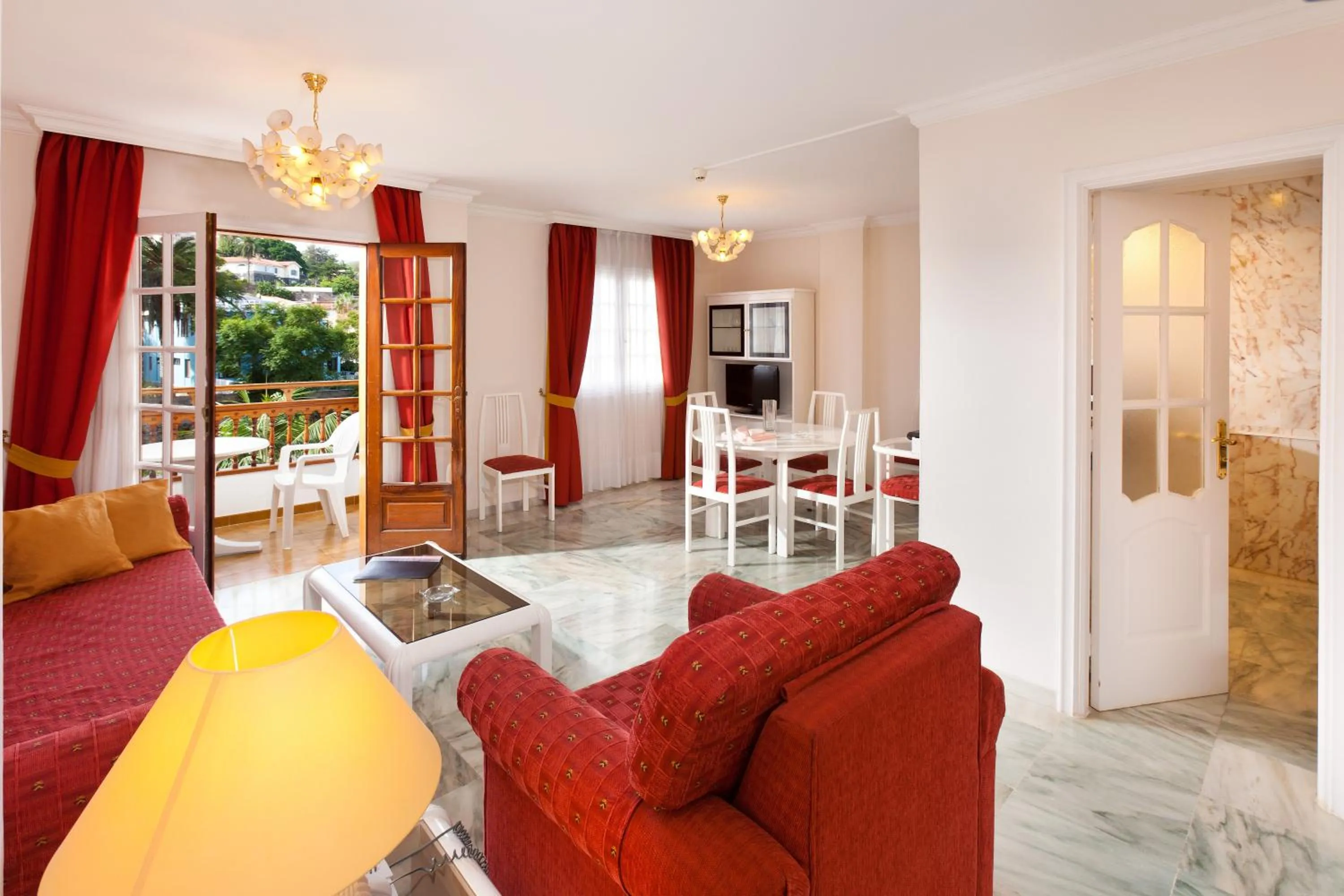 Living room in Apartamentos Casablanca