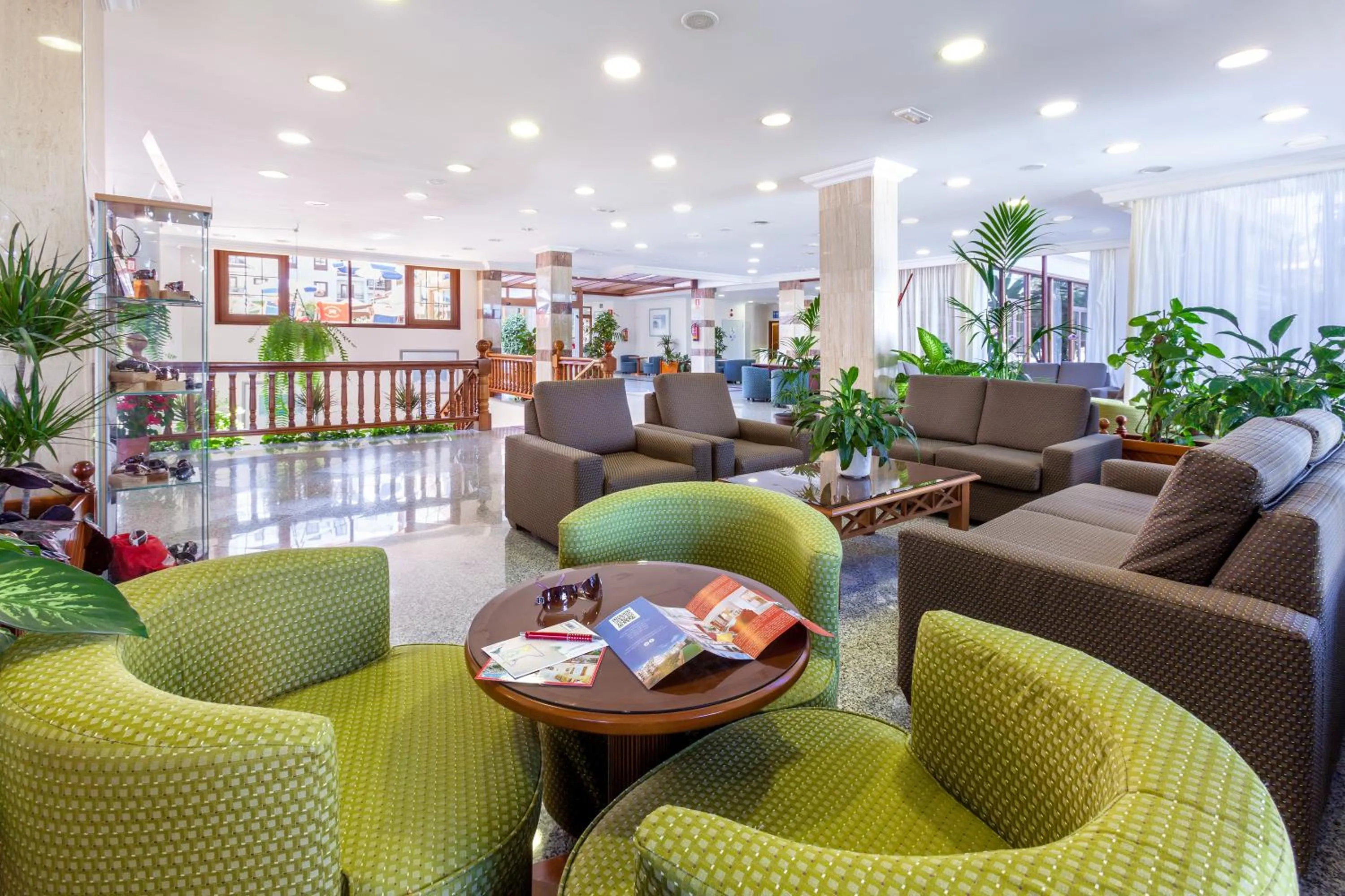 Lounge or bar in Apartamentos Casablanca