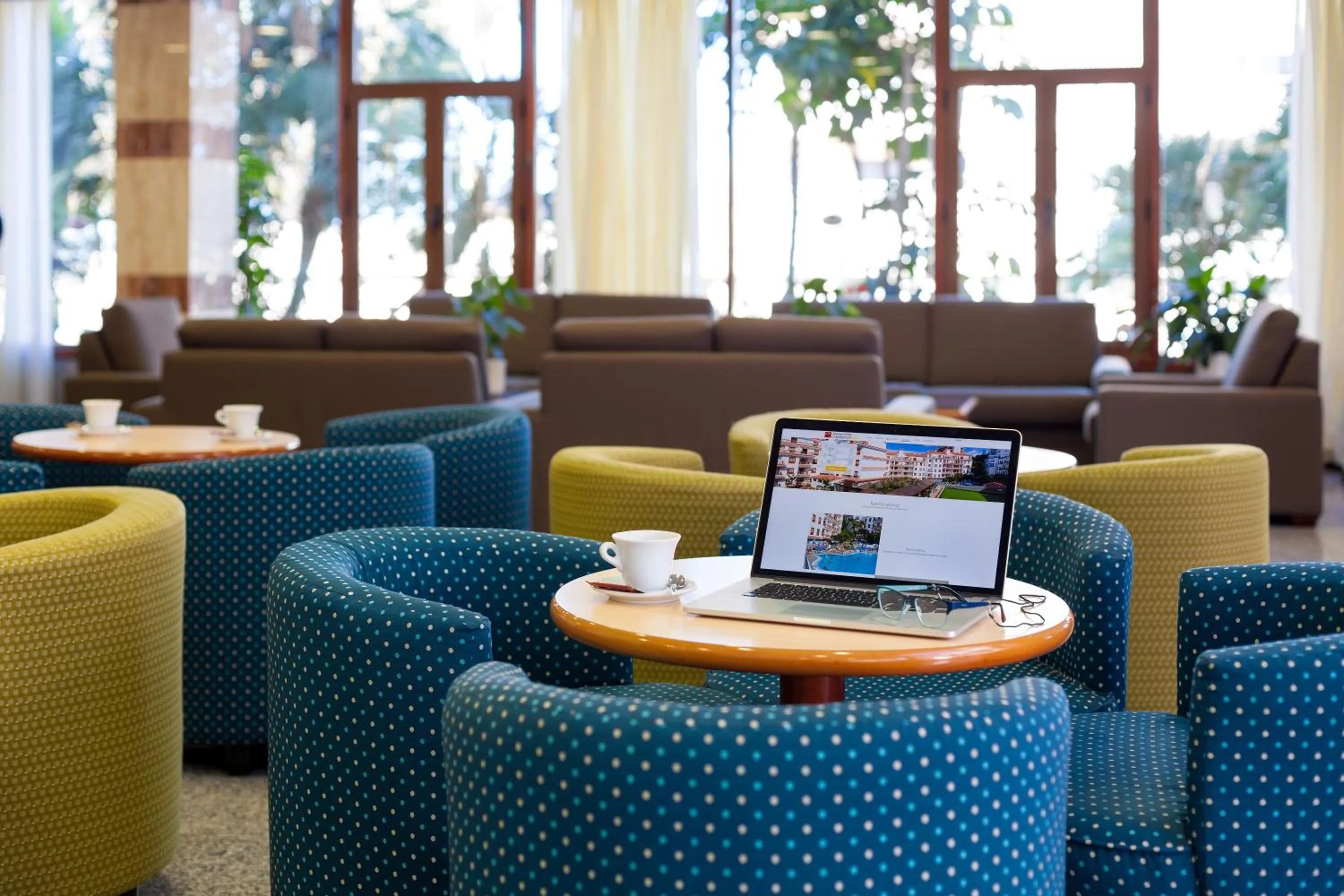 Lounge or bar in Apartamentos Casablanca