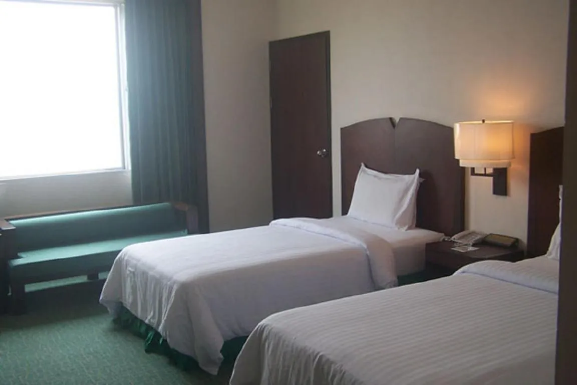 Day, Bed in Grand Mandarin Betong Hotel