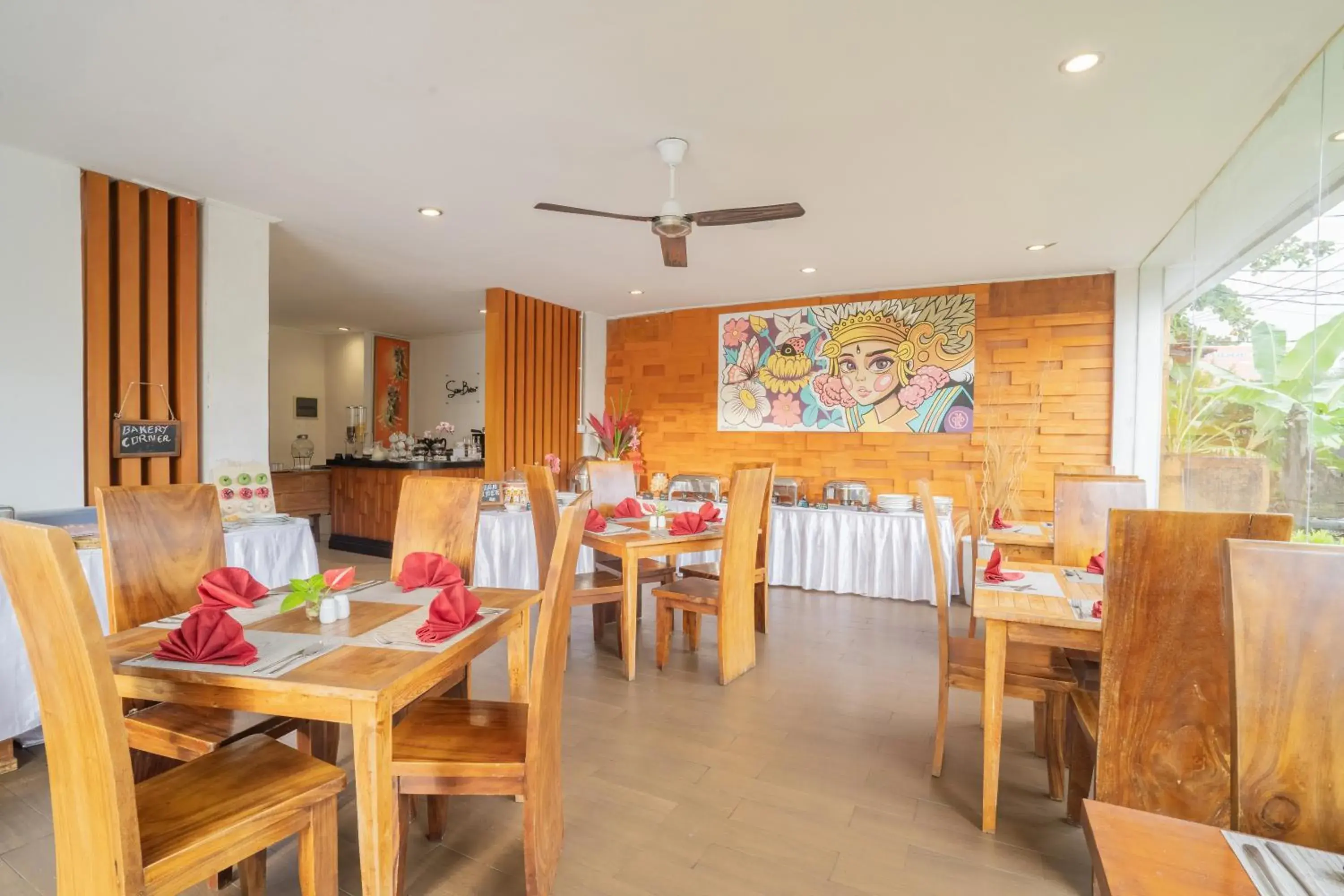 Restaurant/places to eat in Swiss-Belinn Seminyak Restaurant/places to eat in Swiss-Belinn Seminyak