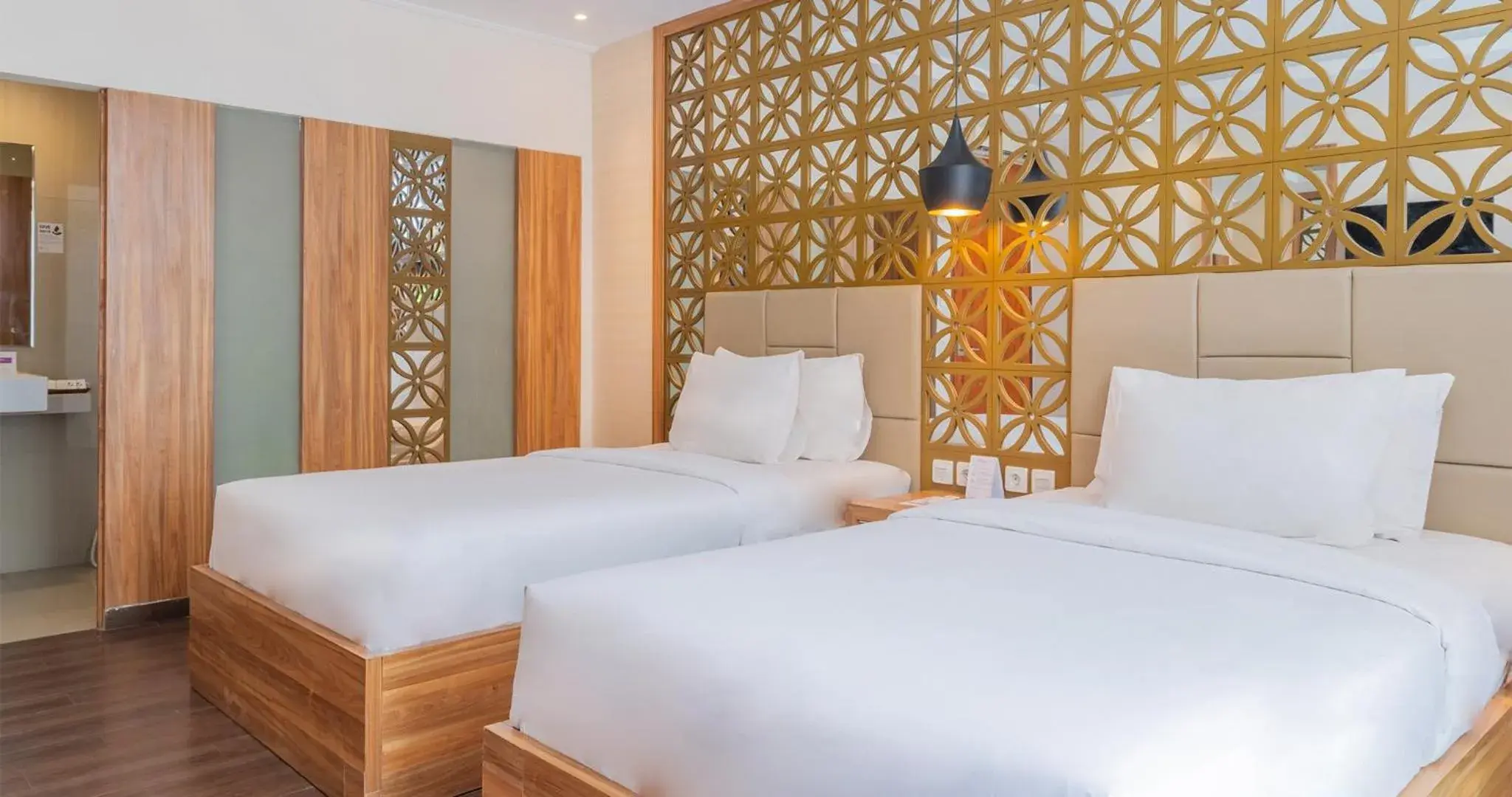 Deluxe Room in Swiss-Belinn Seminyak Deluxe Room in Swiss-Belinn Seminyak