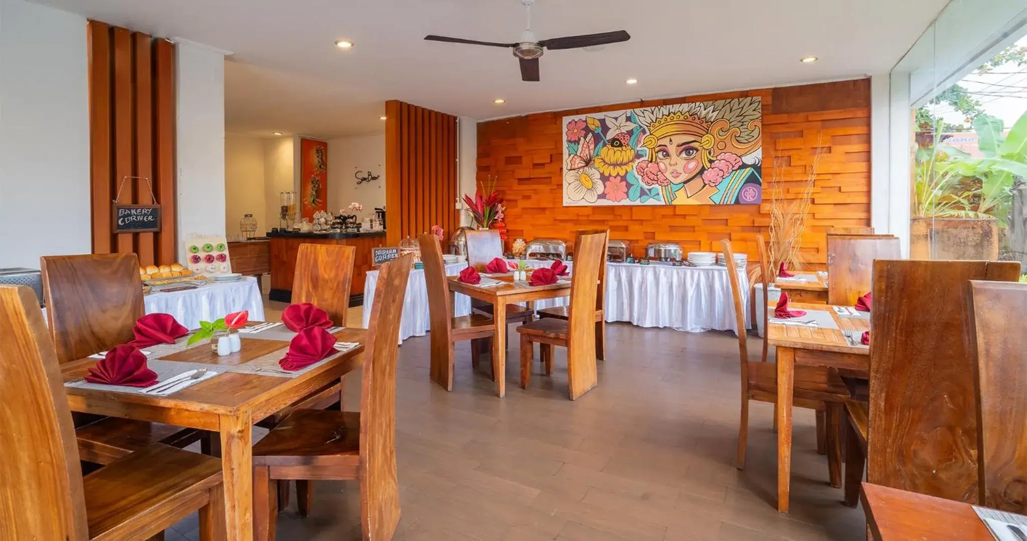 Restaurant/places to eat in Swiss-Belinn Seminyak Restaurant/places to eat in Swiss-Belinn Seminyak