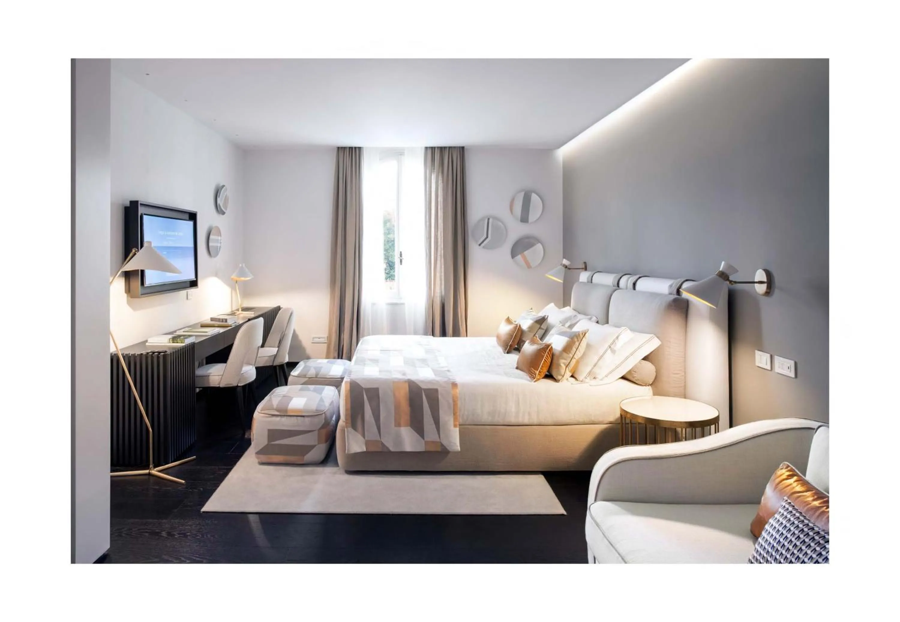 Photo of the whole room, Bed in Hotel Byron