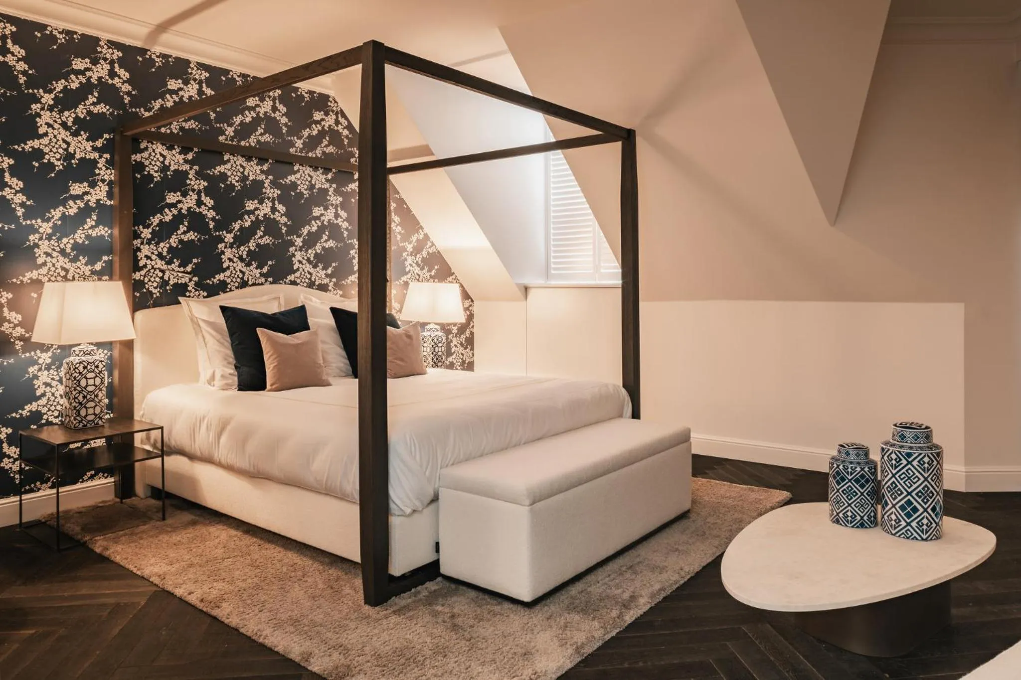 Bed in De Lindenhoeve Boutique Hotel