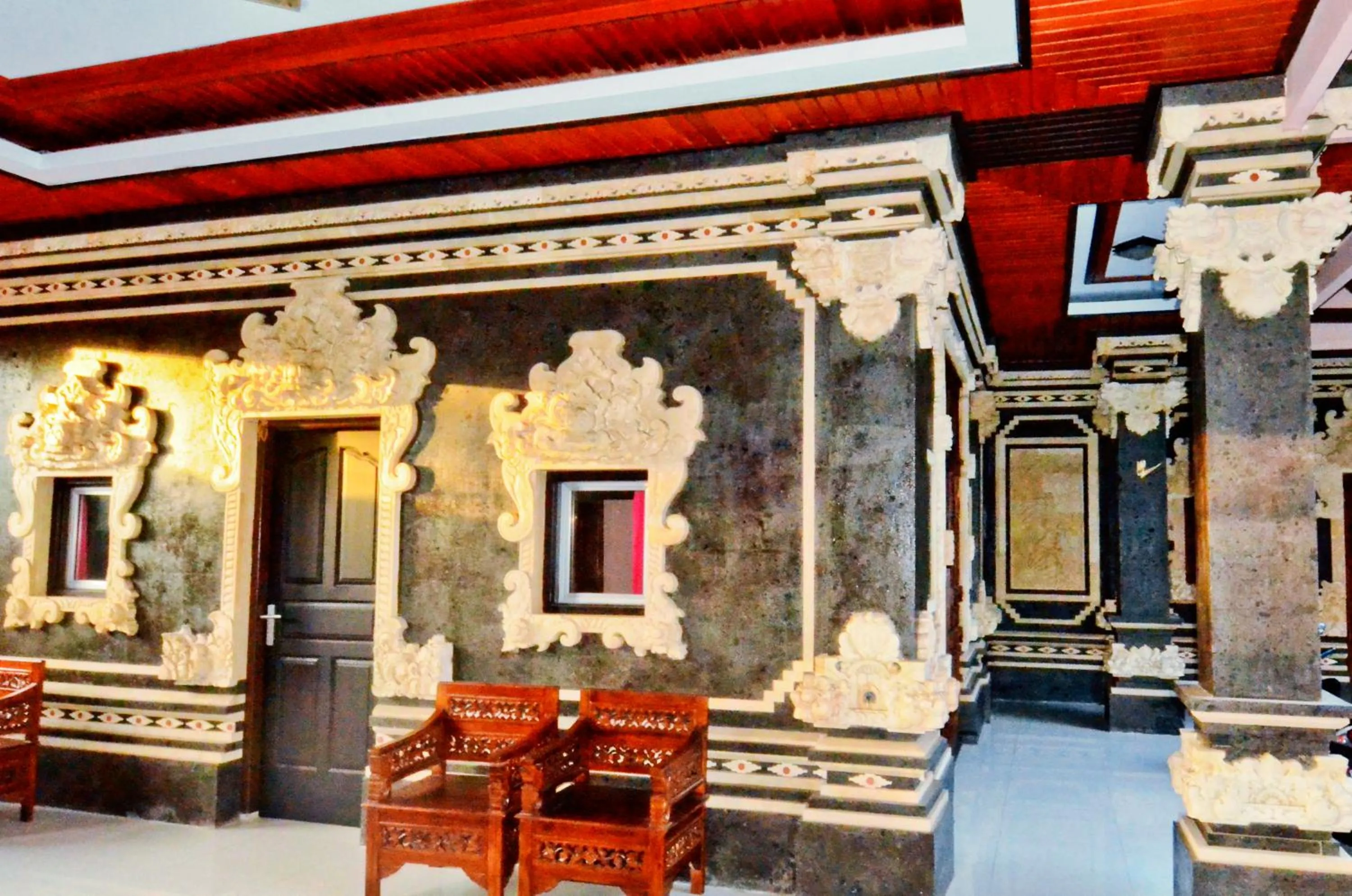 Decorative detail in Pesona Beach Inn