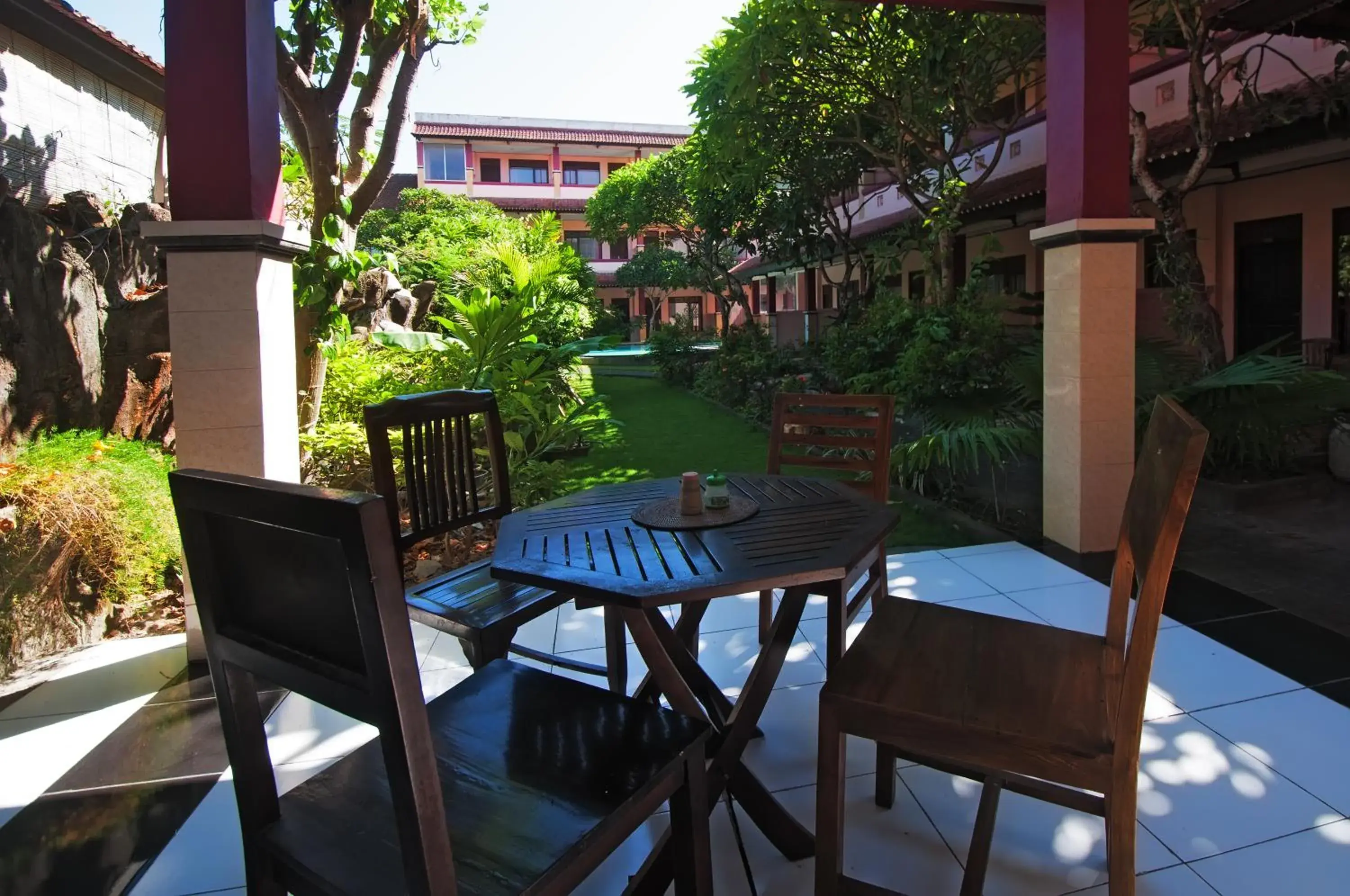 Garden view in Pesona Beach Inn