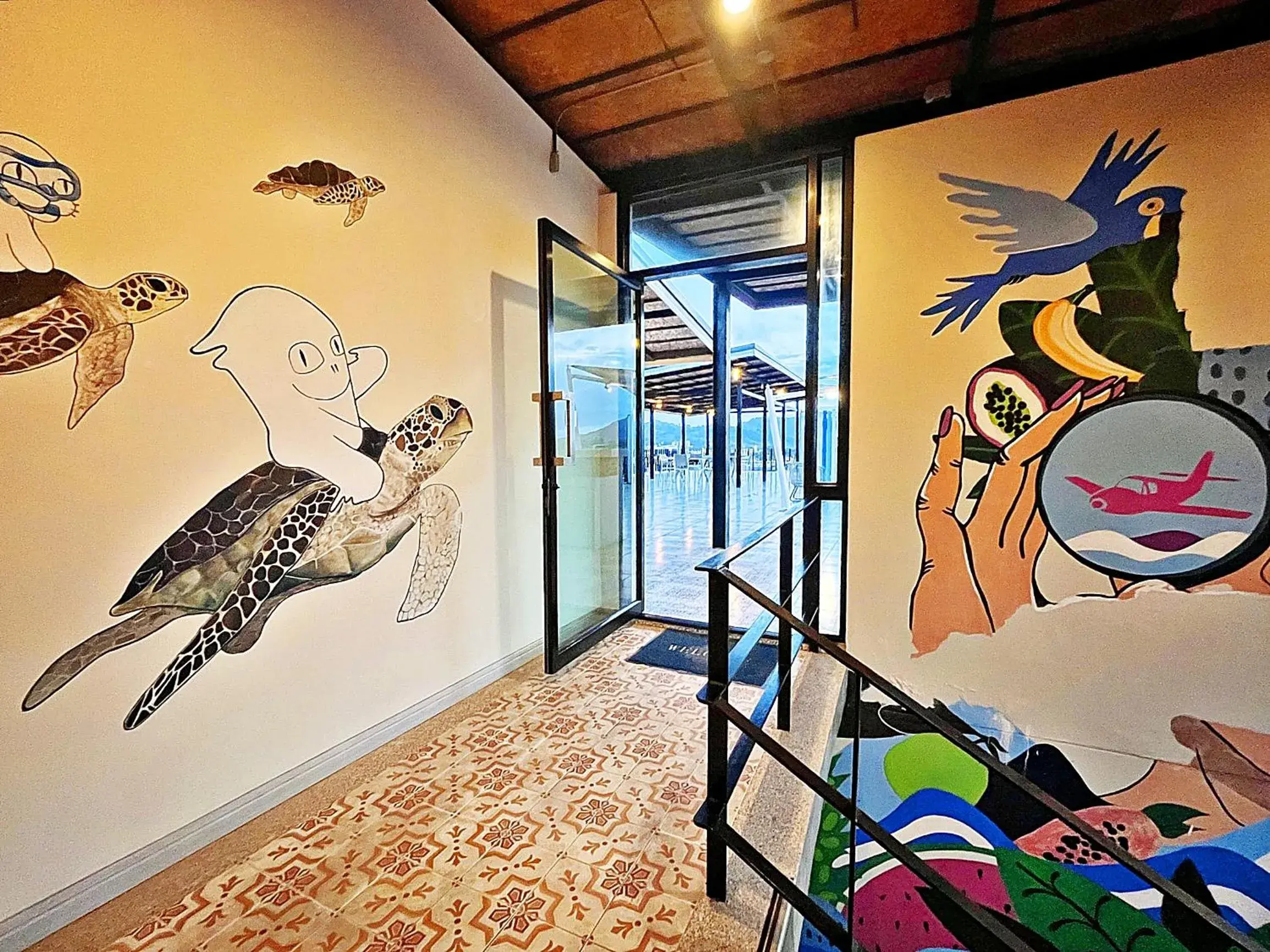 Inner courtyard view in The Sixteenth Naiyang Beach Hotel- Free Schedule Airport Shuttle Inner courtyard view in The Sixteenth Naiyang Beach Hotel- Free Schedule Airport Shuttle