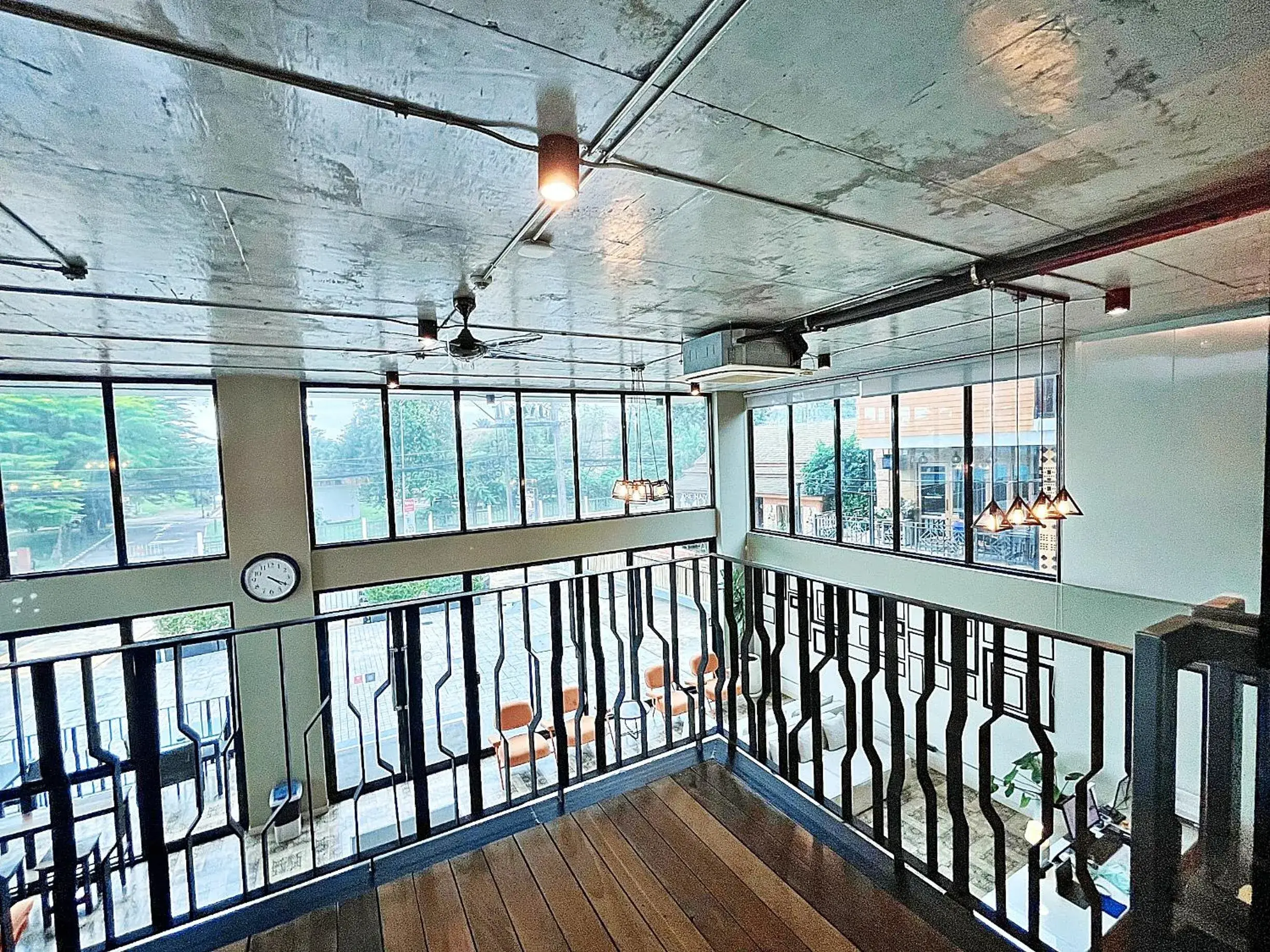 Inner courtyard view in The Sixteenth Naiyang Beach Hotel- Free Schedule Airport Shuttle Inner courtyard view in The Sixteenth Naiyang Beach Hotel- Free Schedule Airport Shuttle