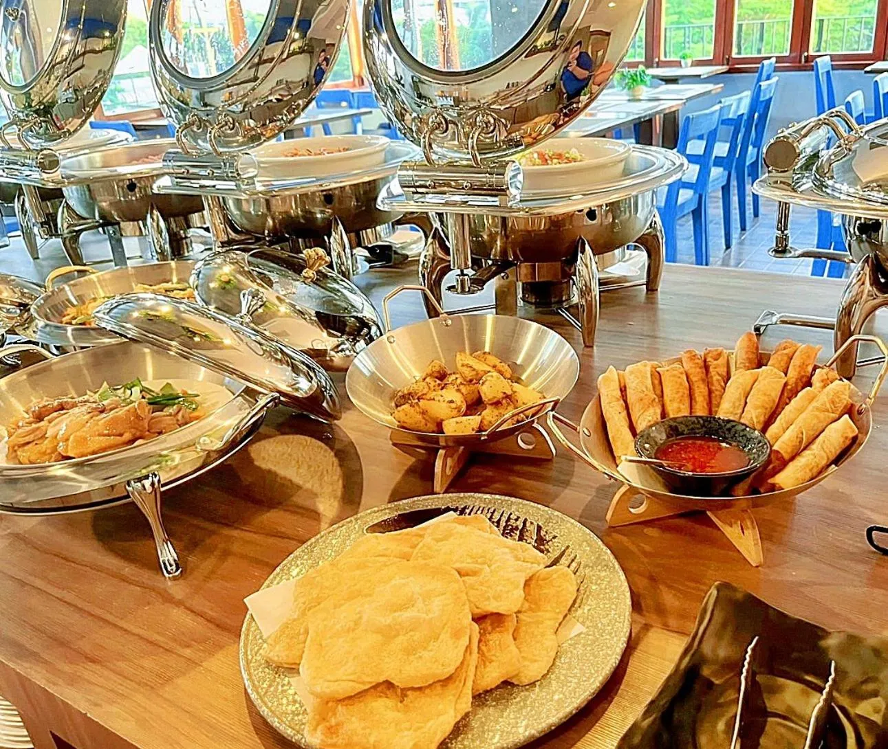 Breakfast in The Sixteenth Naiyang Beach Hotel- Free Schedule Airport Shuttle