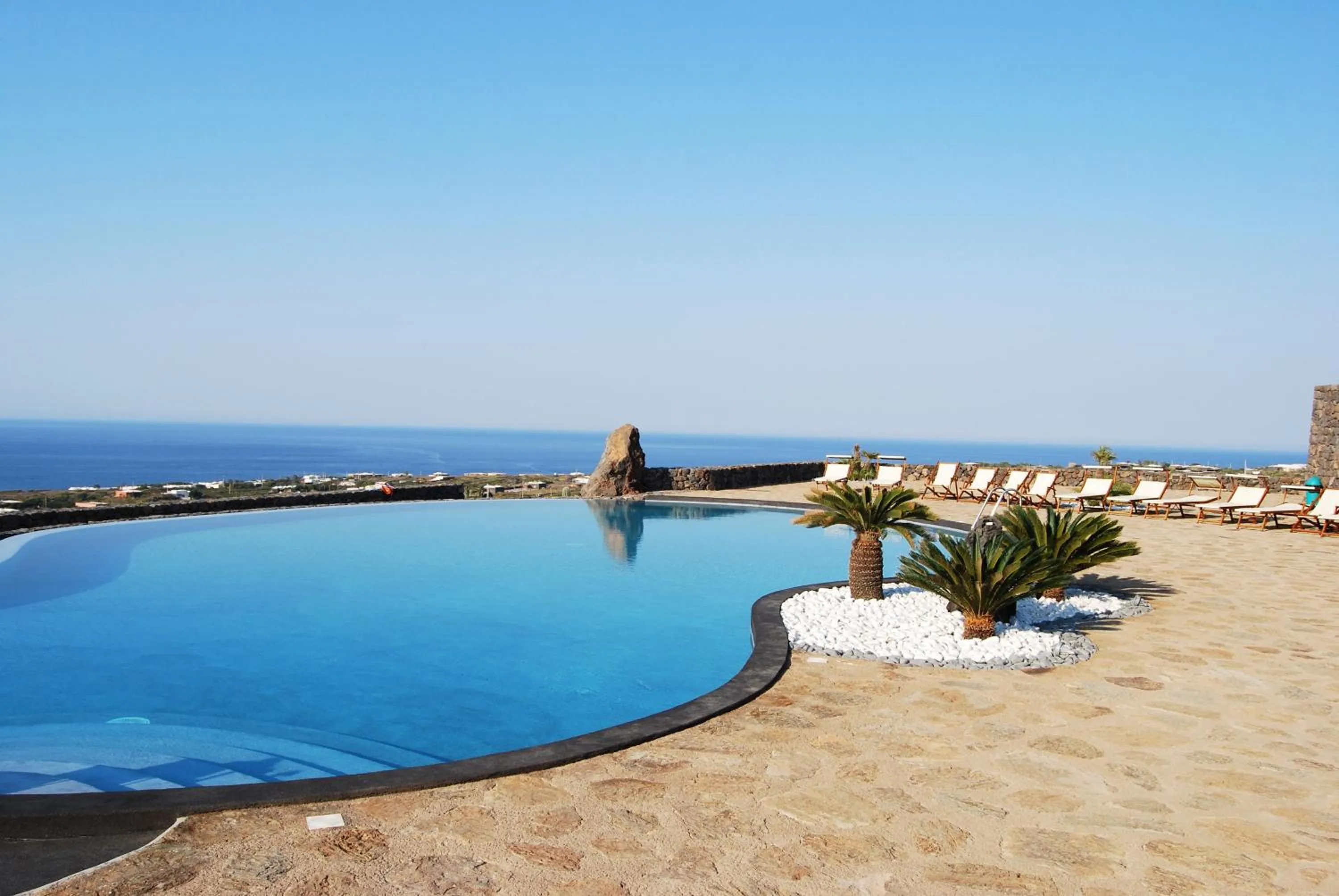 Swimming pool in Dammusi Sotto le Stelle