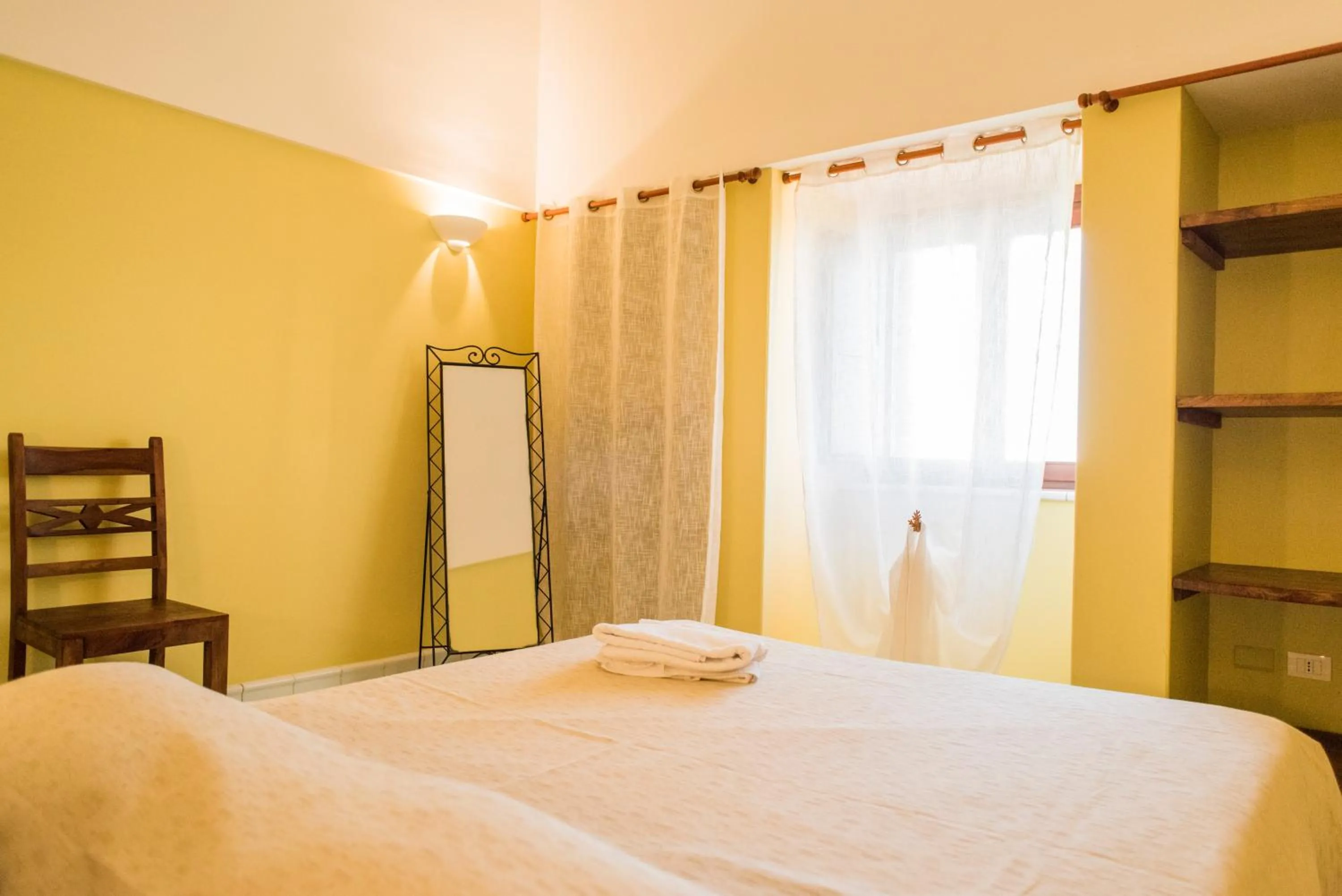 Bed in Dammusi Sotto le Stelle