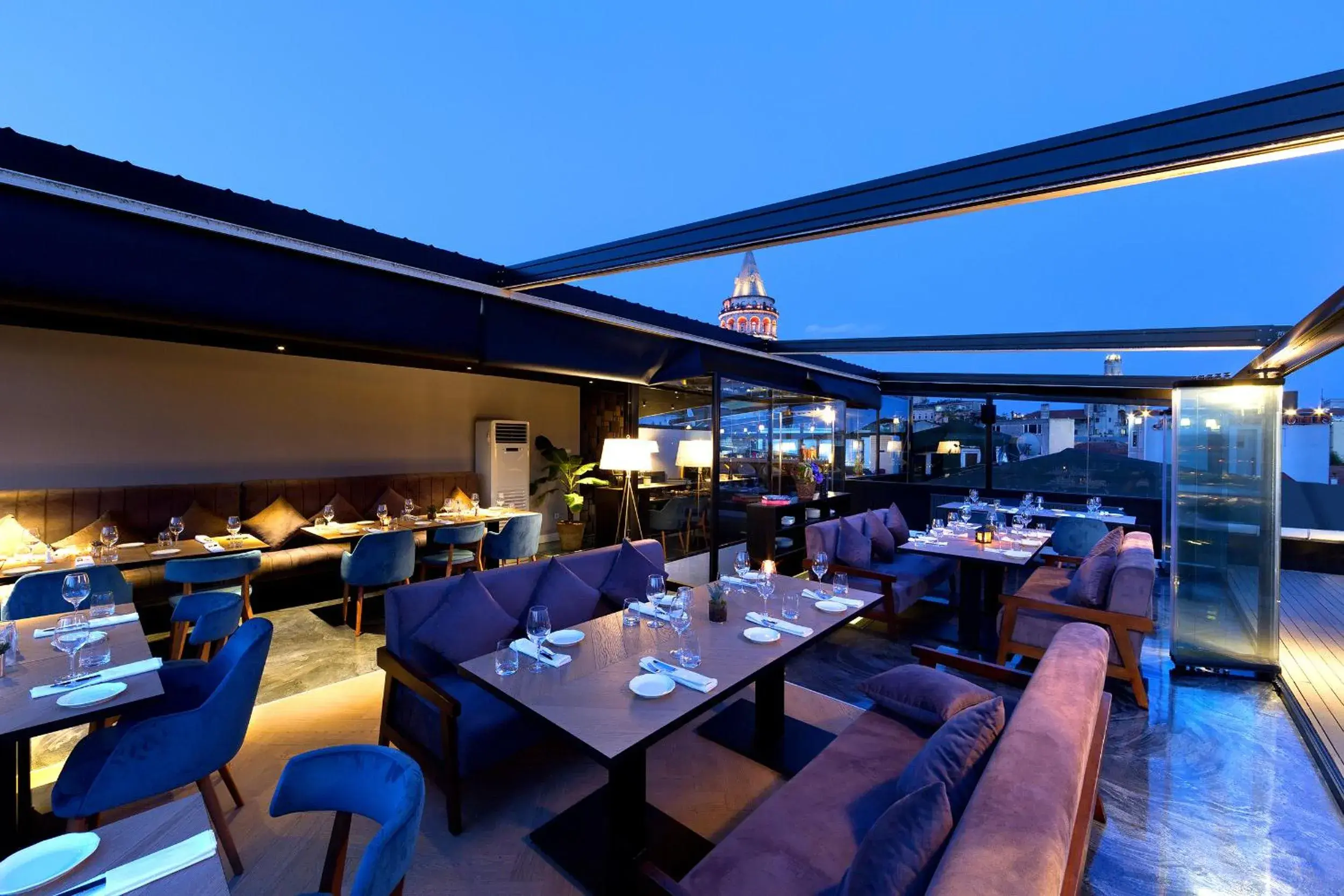 Restaurant/places to eat in Walton Hotels Galata Restaurant/places to eat in Walton Hotels Galata