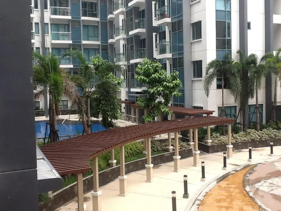 Palm Tree Genlex Condo