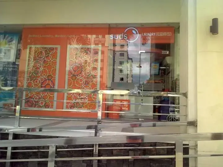 Restaurant/places to eat in Palm Tree Genlex Condo Restaurant/places to eat in Palm Tree Genlex Condo