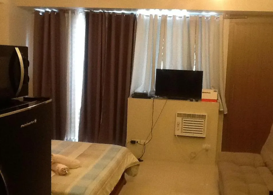 TV and multimedia, Bed in Palm Tree Genlex Condo