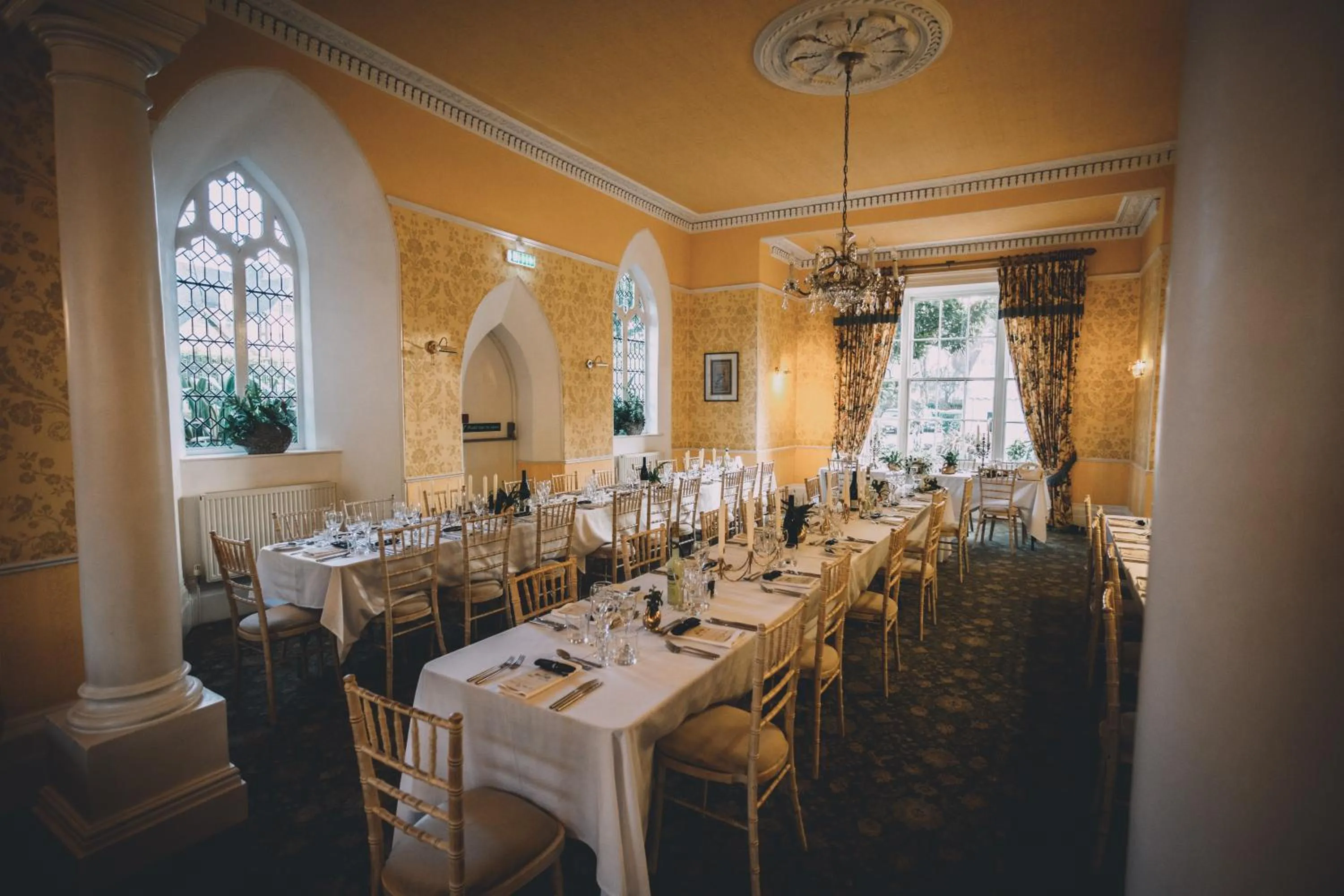 Restaurant/places to eat in Hunters Moon Hotel