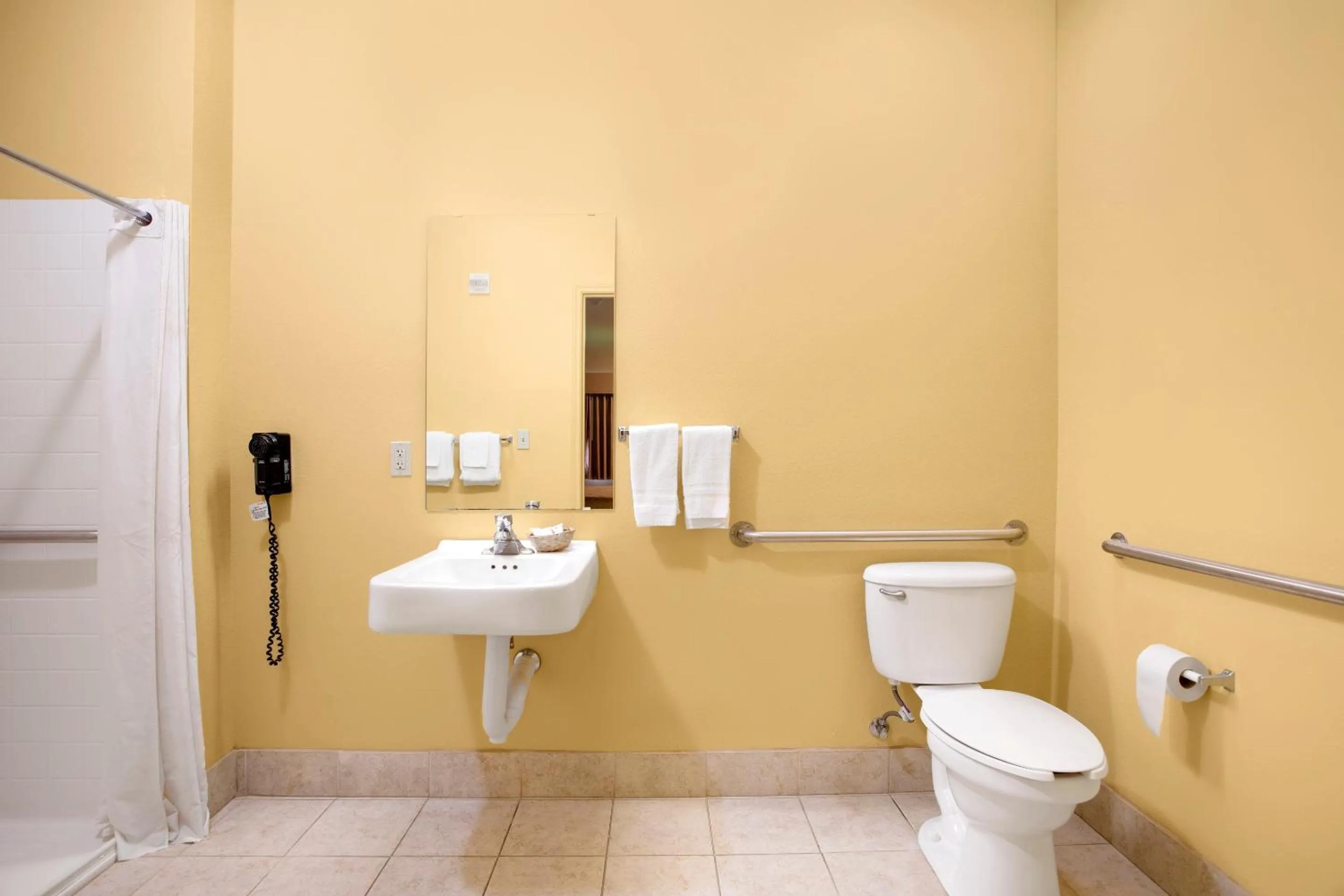 Bathroom in OYO Hotel Valley View TX, I-35