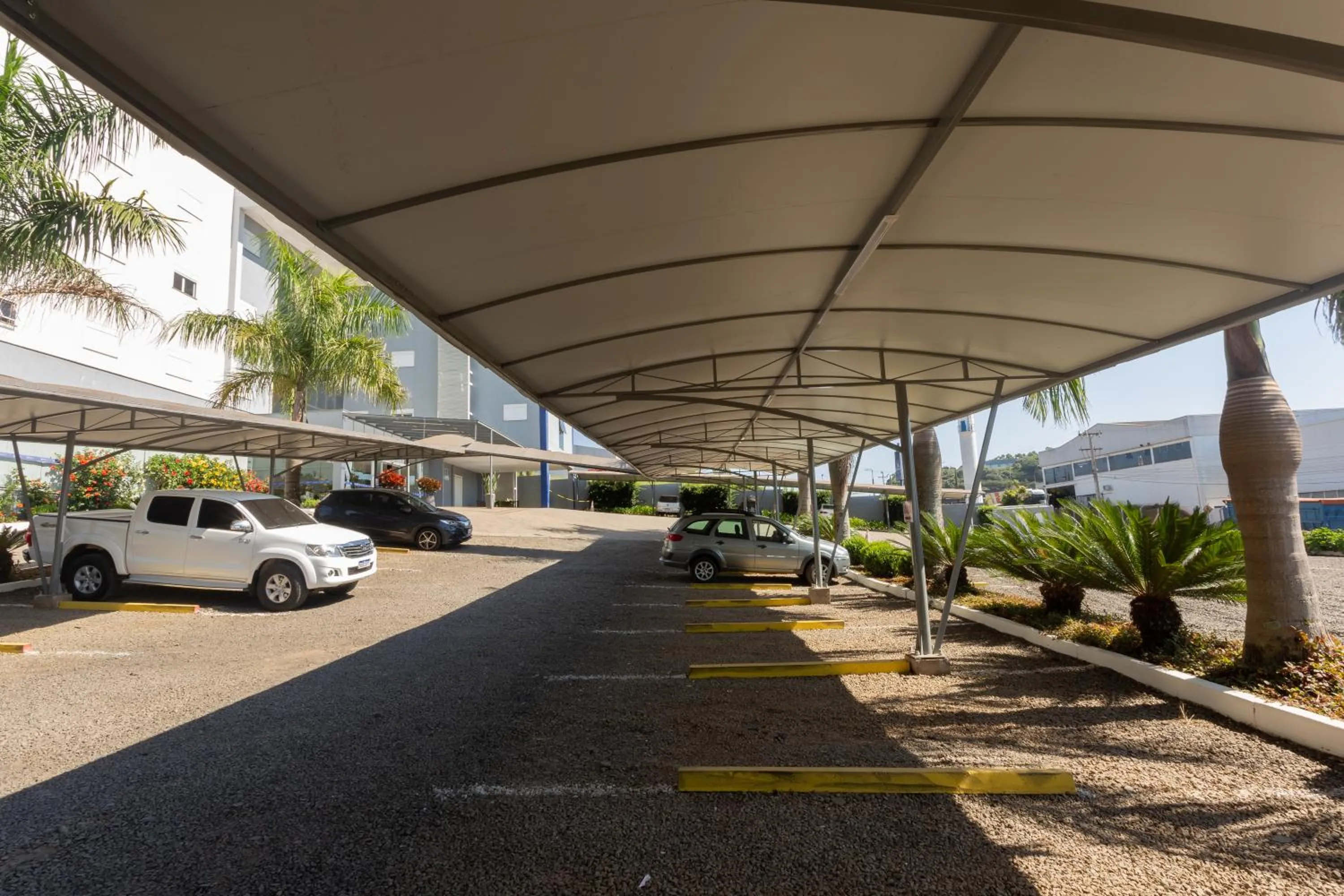 Parking in Hiber Hotel - Acesso a Chapecó