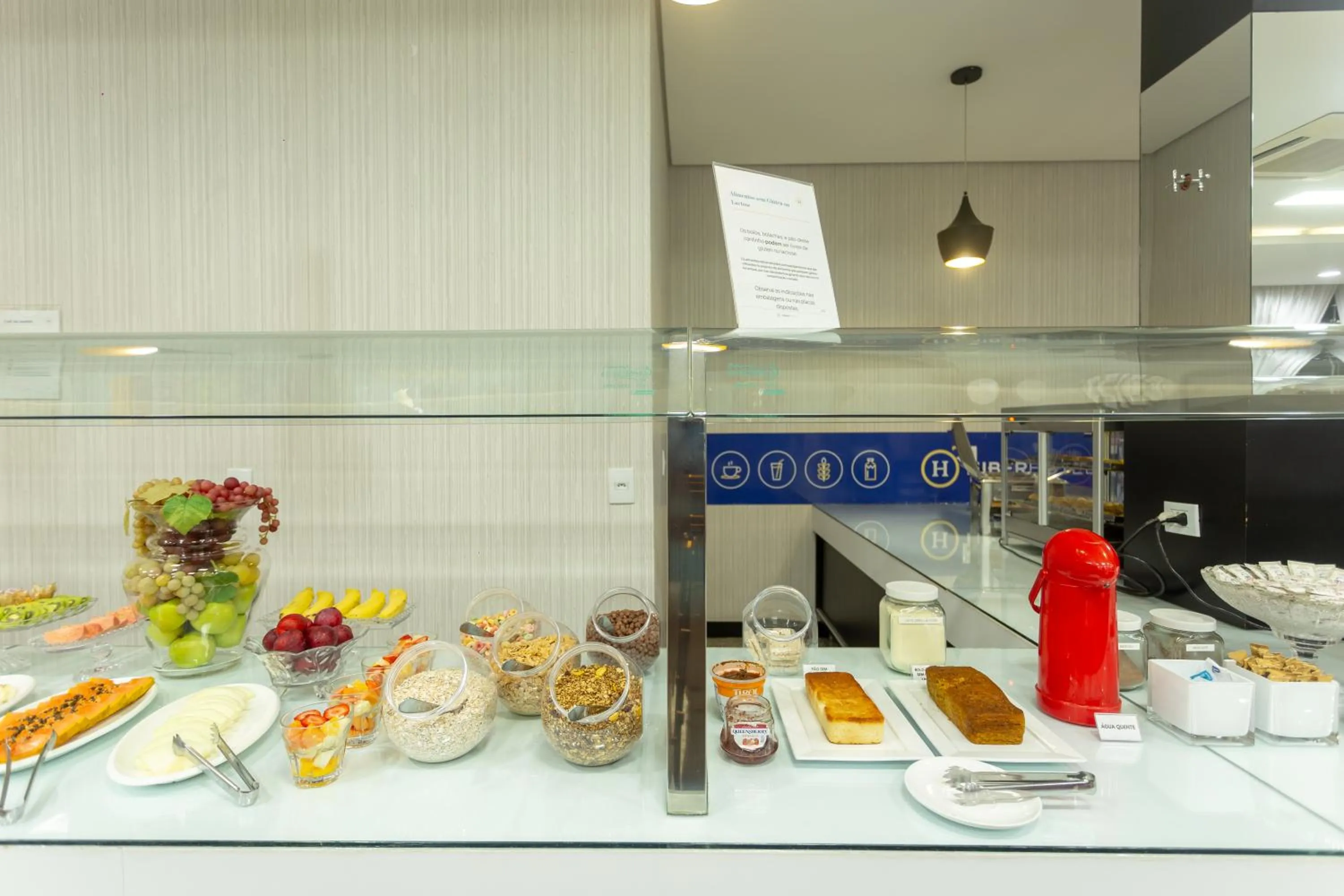 Breakfast in Hiber Hotel - Acesso a Chapecó