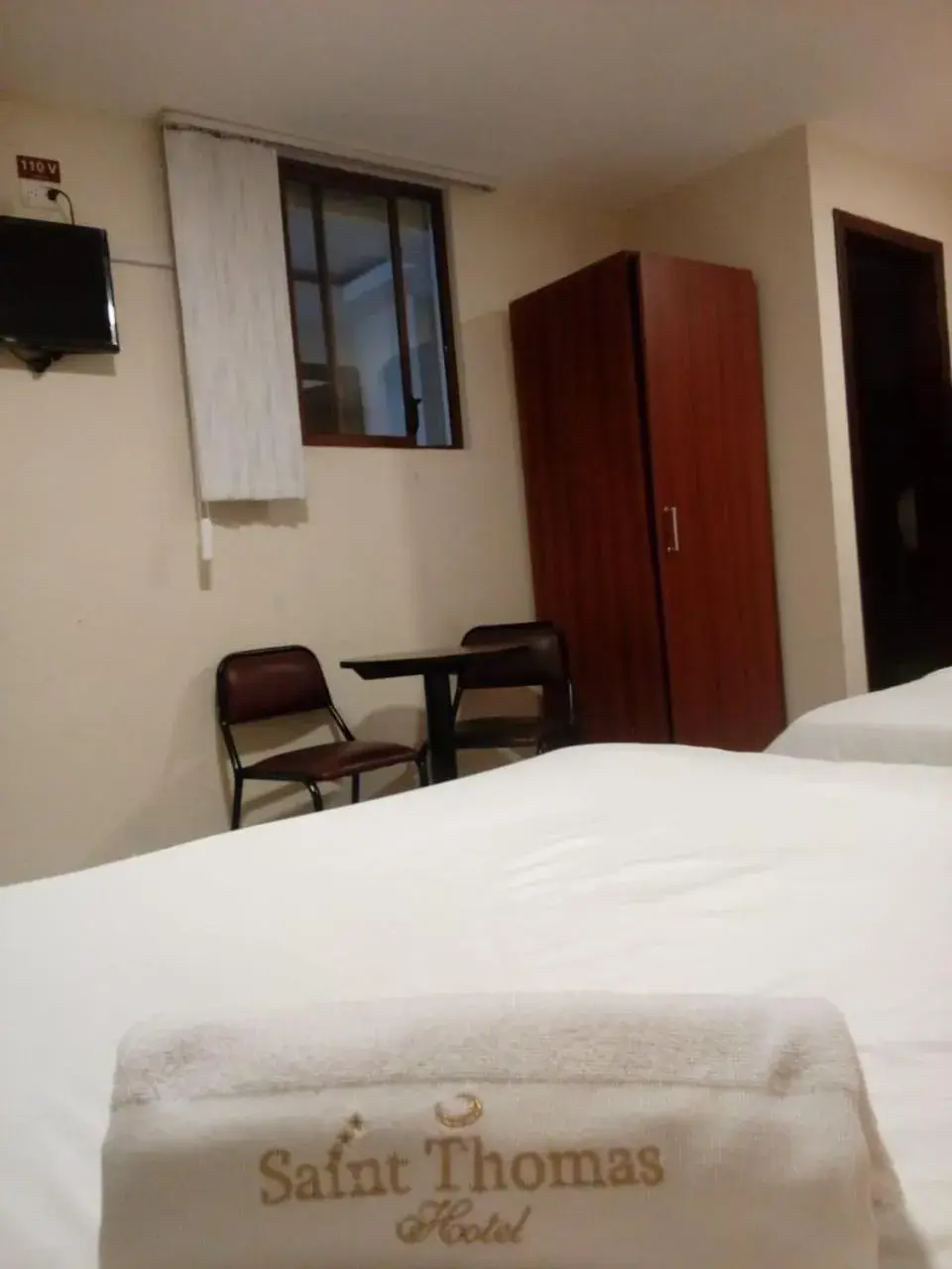 Single Room with Bathroom in Hotel Saint Thomas Single Room with Bathroom in Hotel Saint Thomas