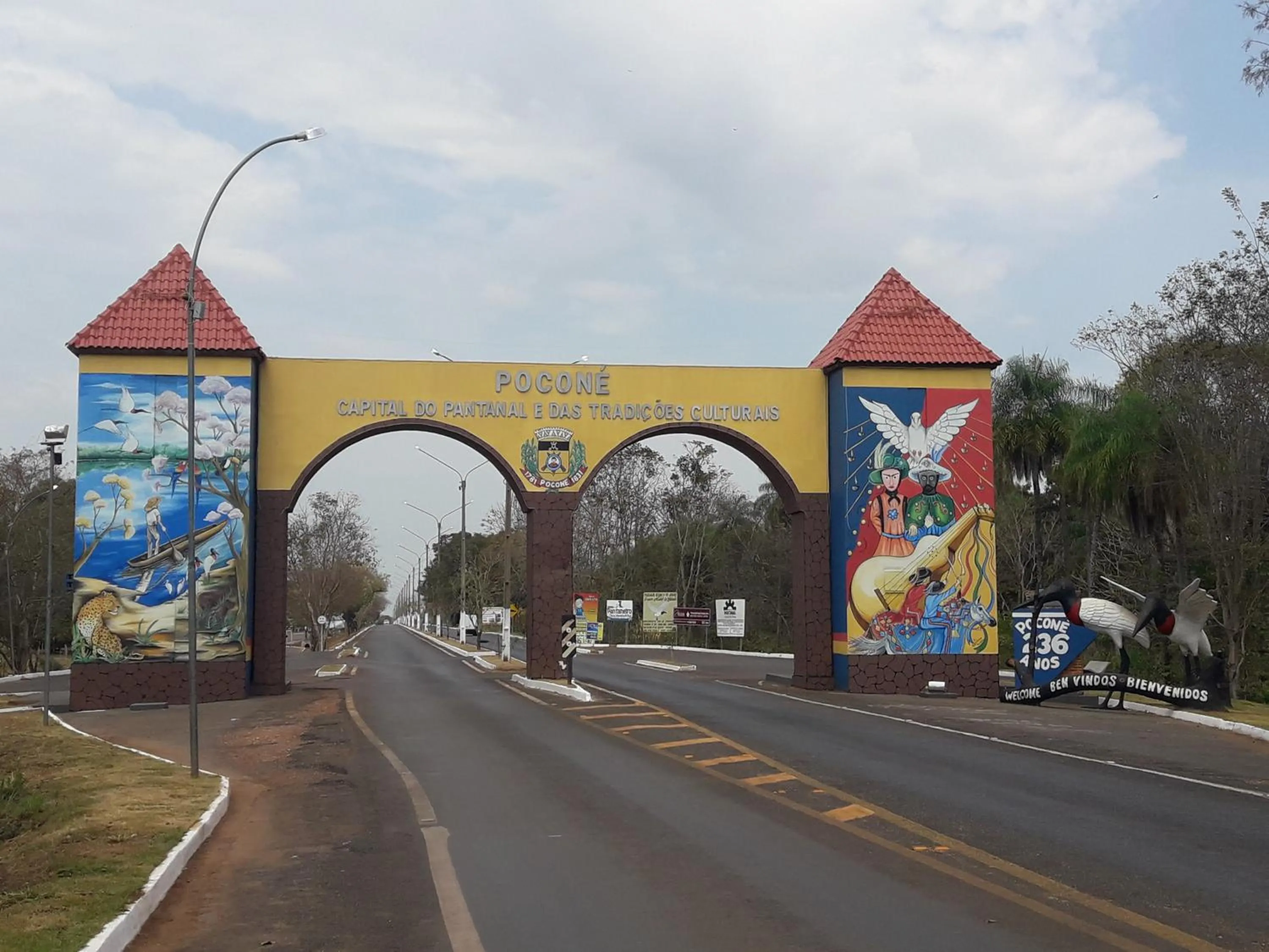 Animals in Canoas Hotel