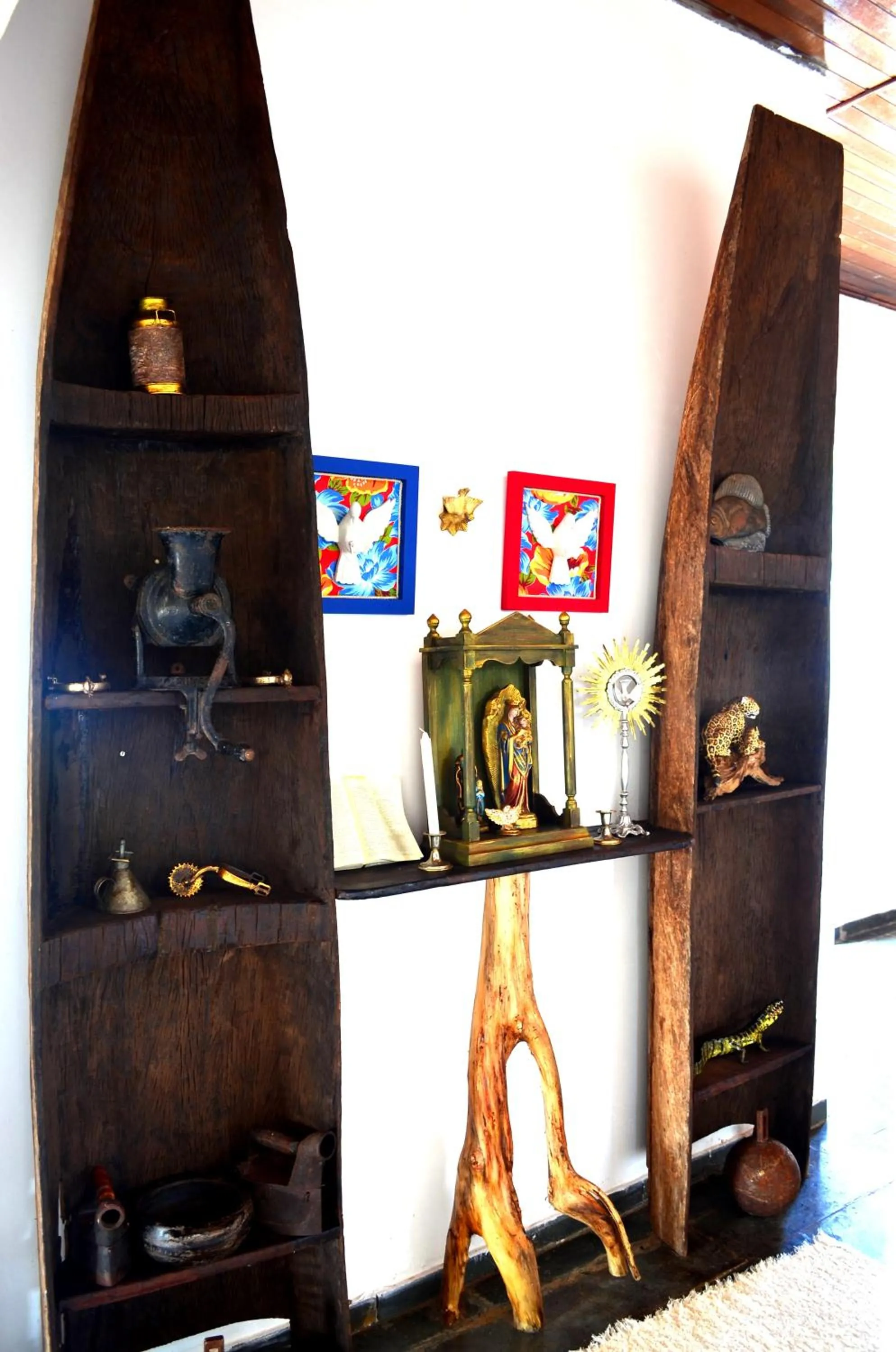Decorative detail in Canoas Hotel