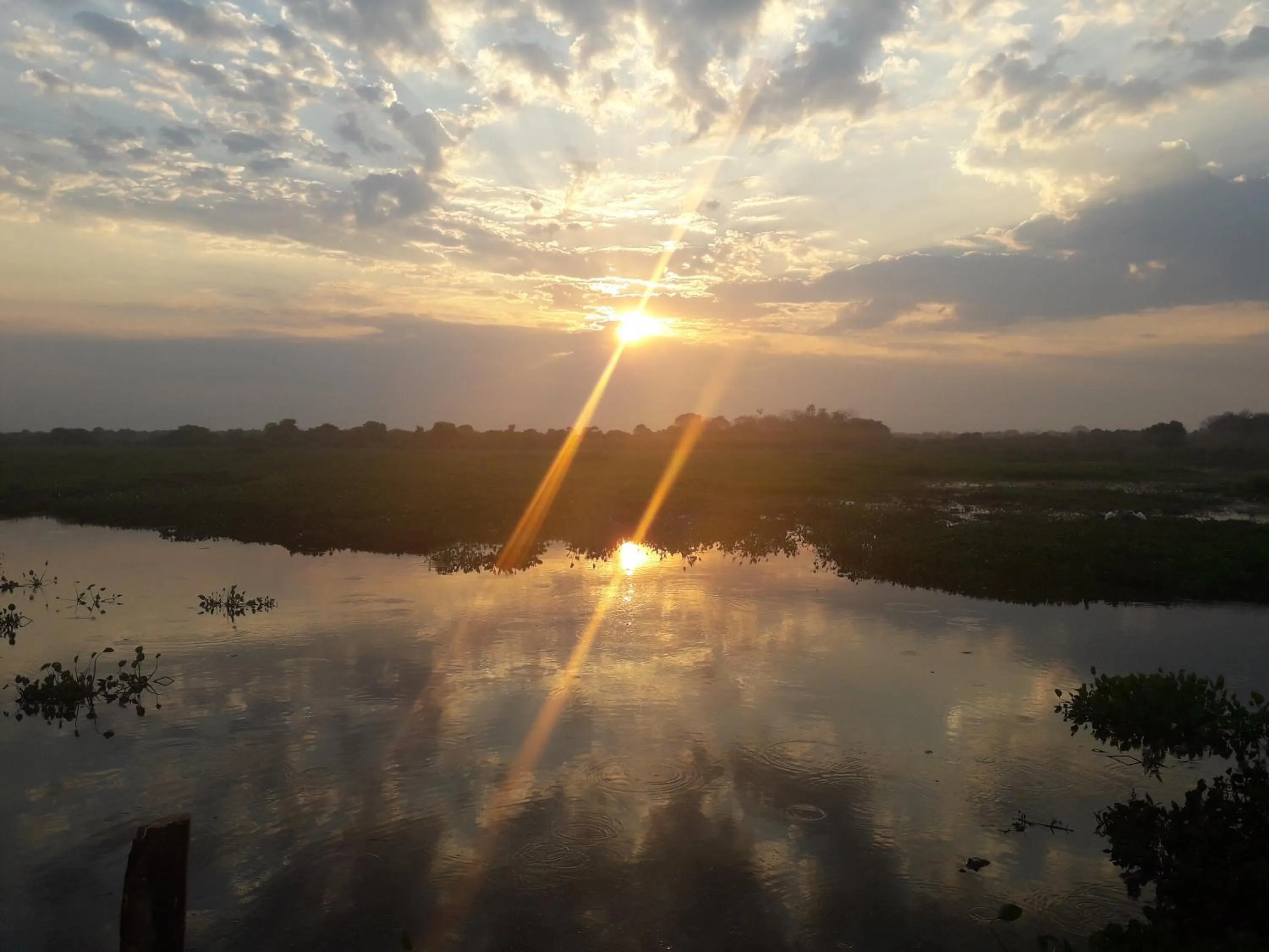 Sunset in Canoas Hotel