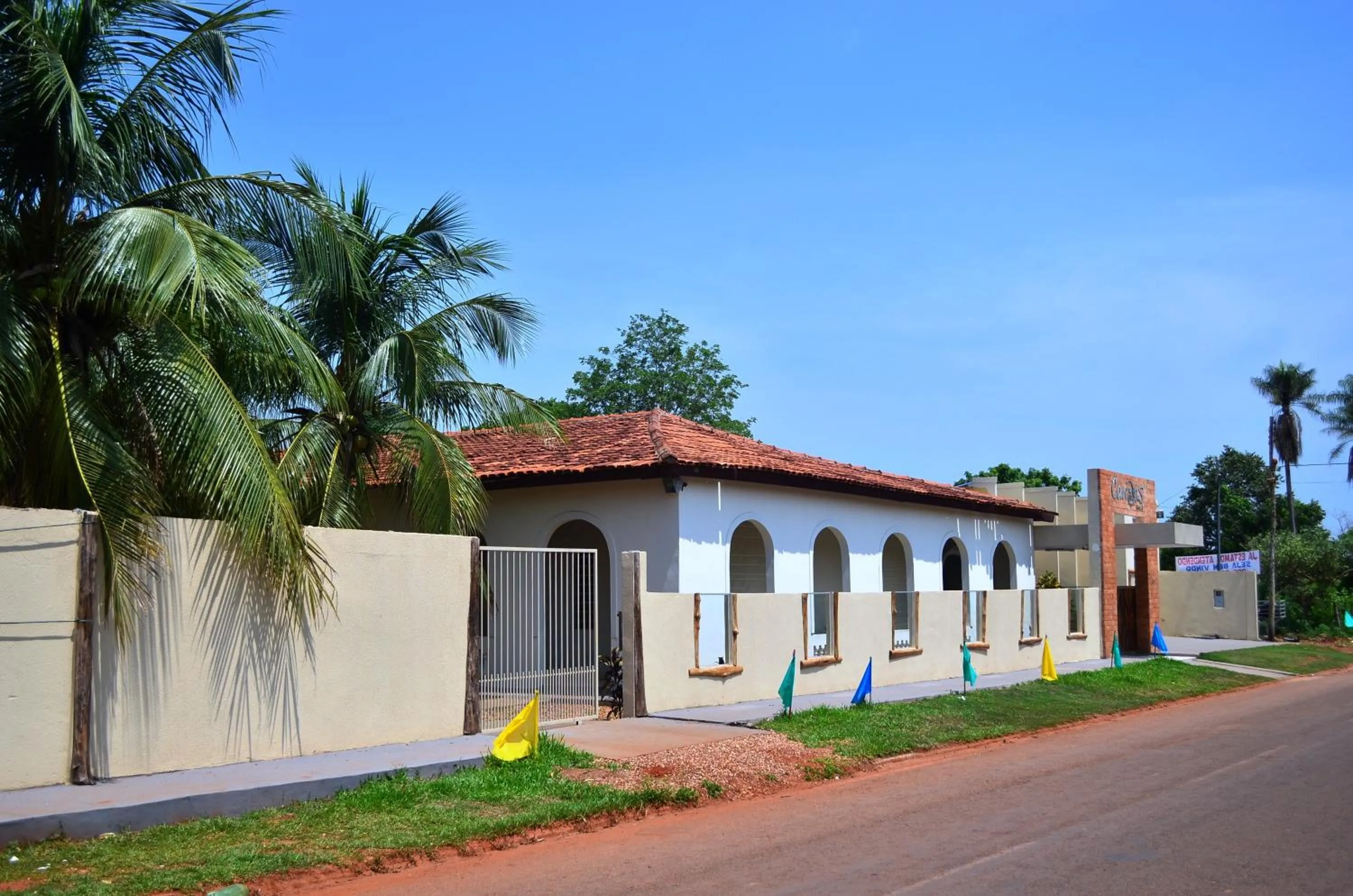 Facade/entrance in Canoas Hotel