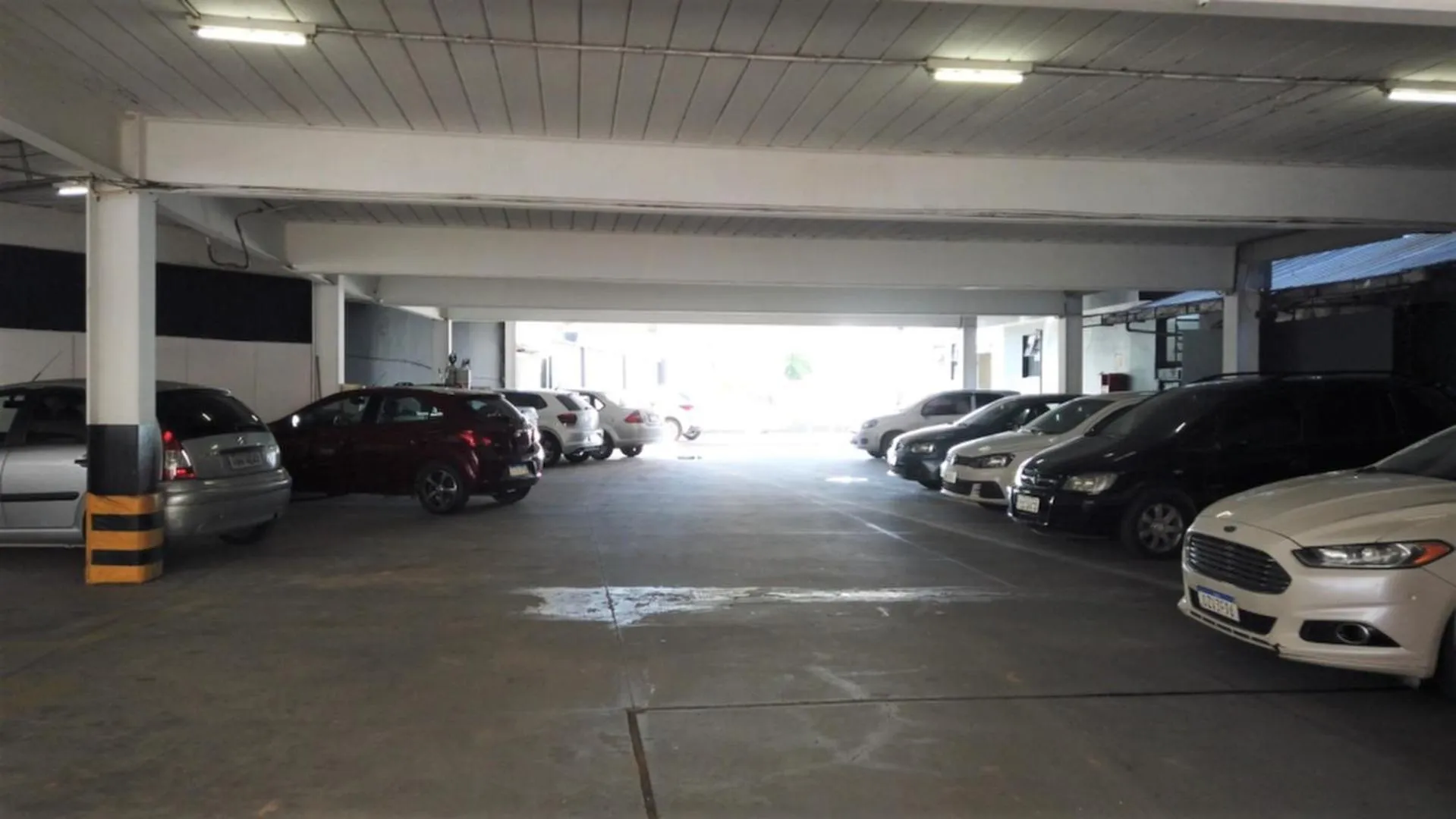 Parking in Ano Bom Palace Hotel