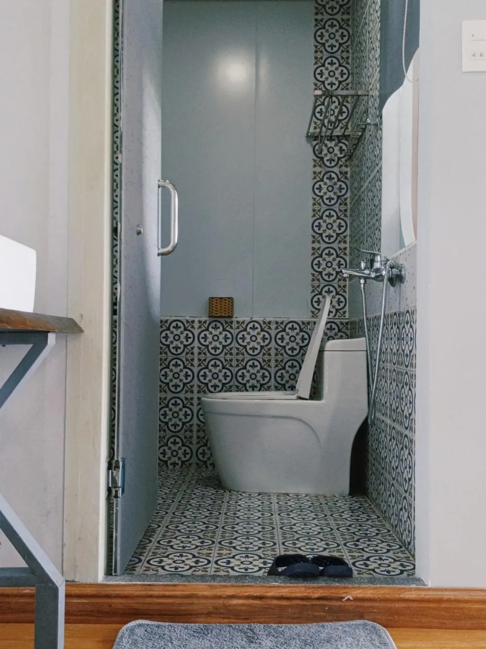 Toilet in Riverside Plum Garden Villa