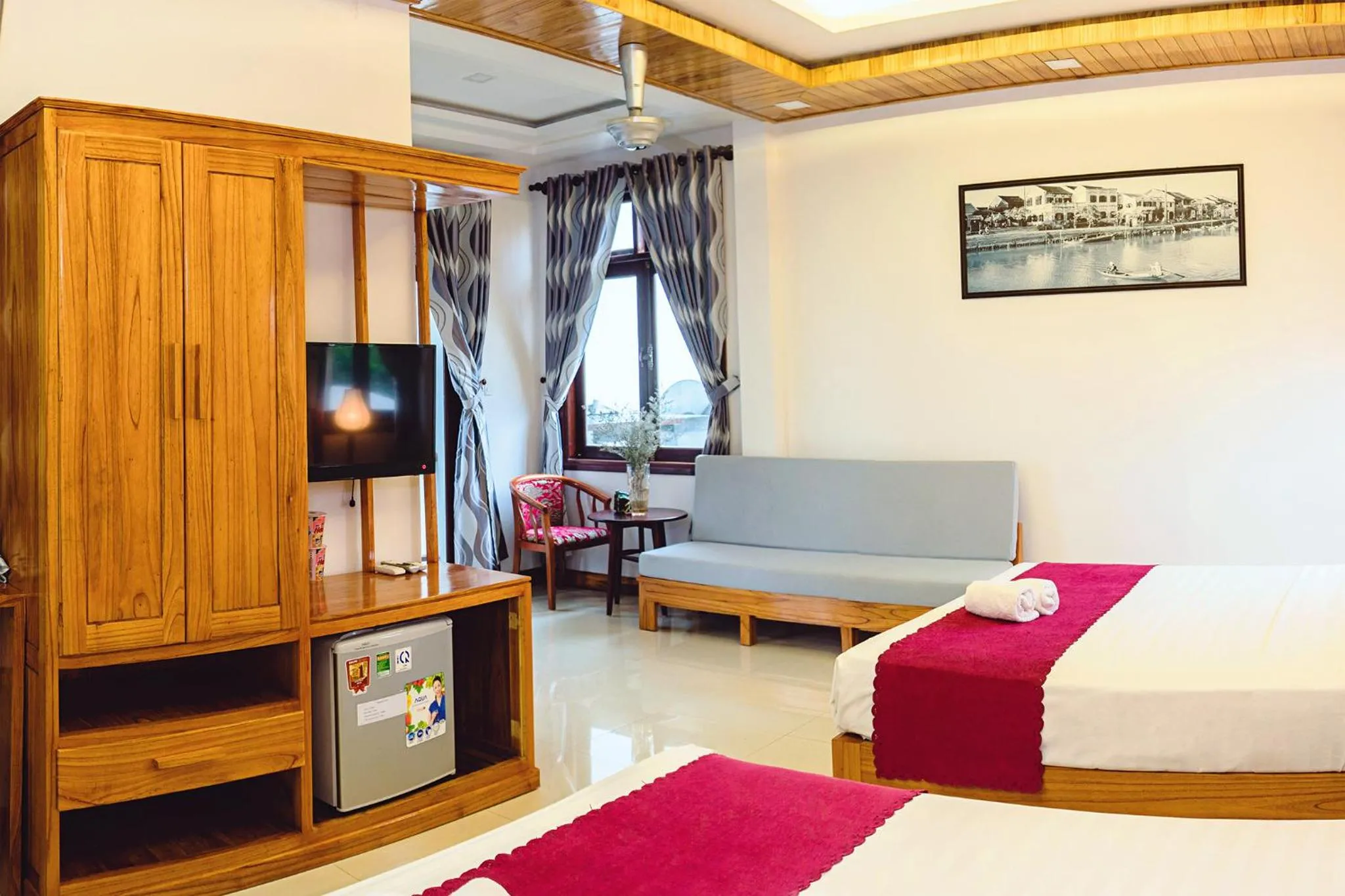 Family, Bed in Riverside Plum Garden Villa