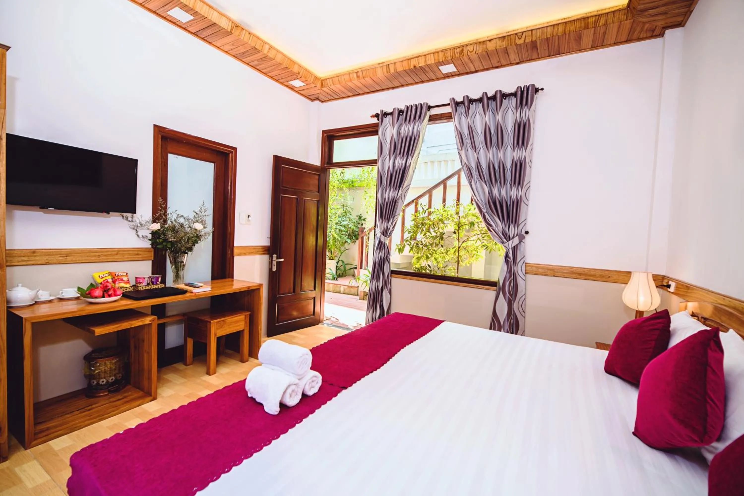 Garden, Bed in Riverside Plum Garden Villa