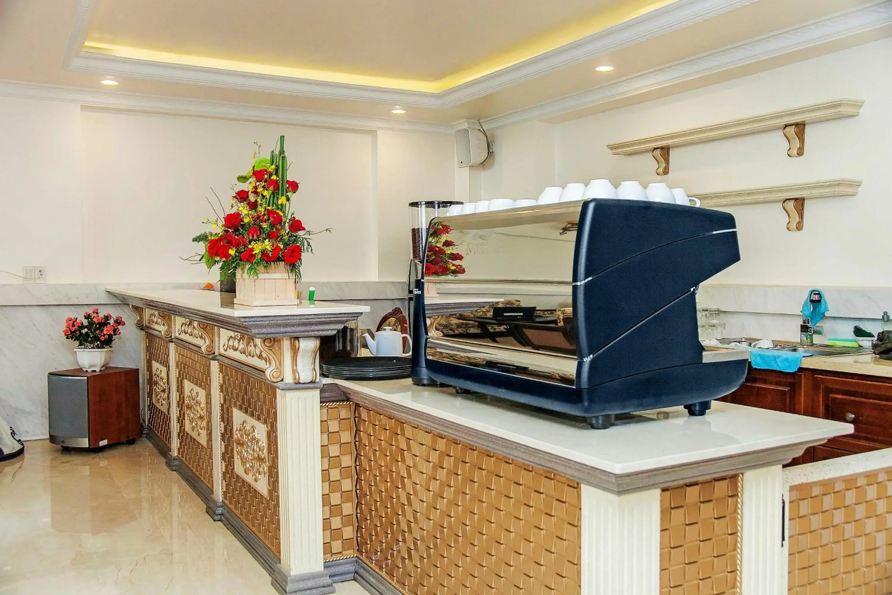 Lounge or bar in Diamond Hotel Lounge or bar in Diamond Hotel