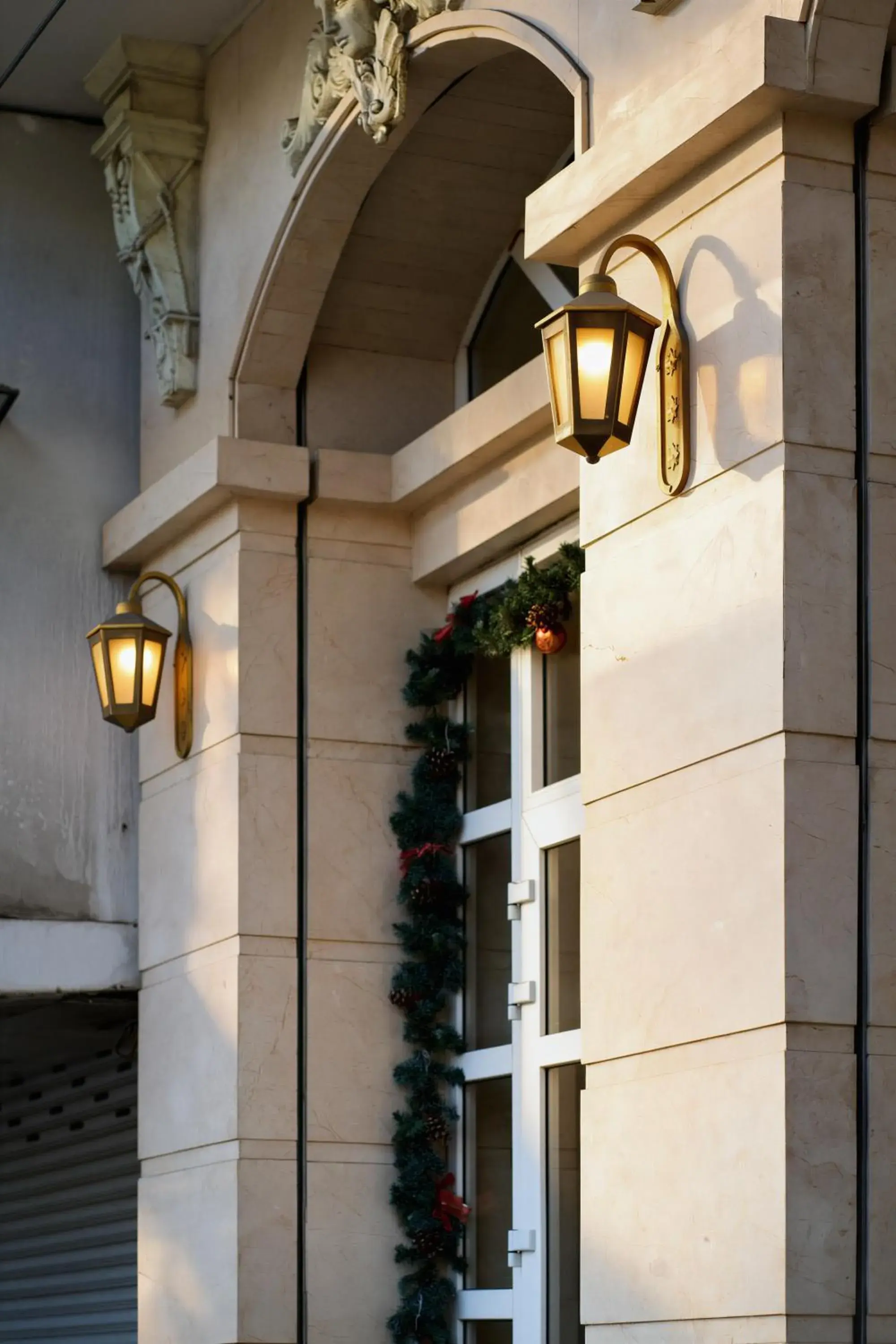 Property building in Diamond Hotel Property building in Diamond Hotel