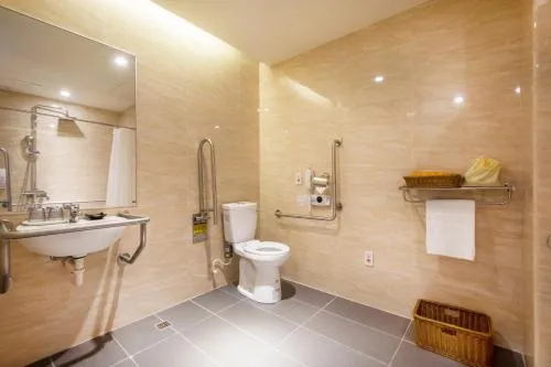 Naruwan Galaxy Hotel