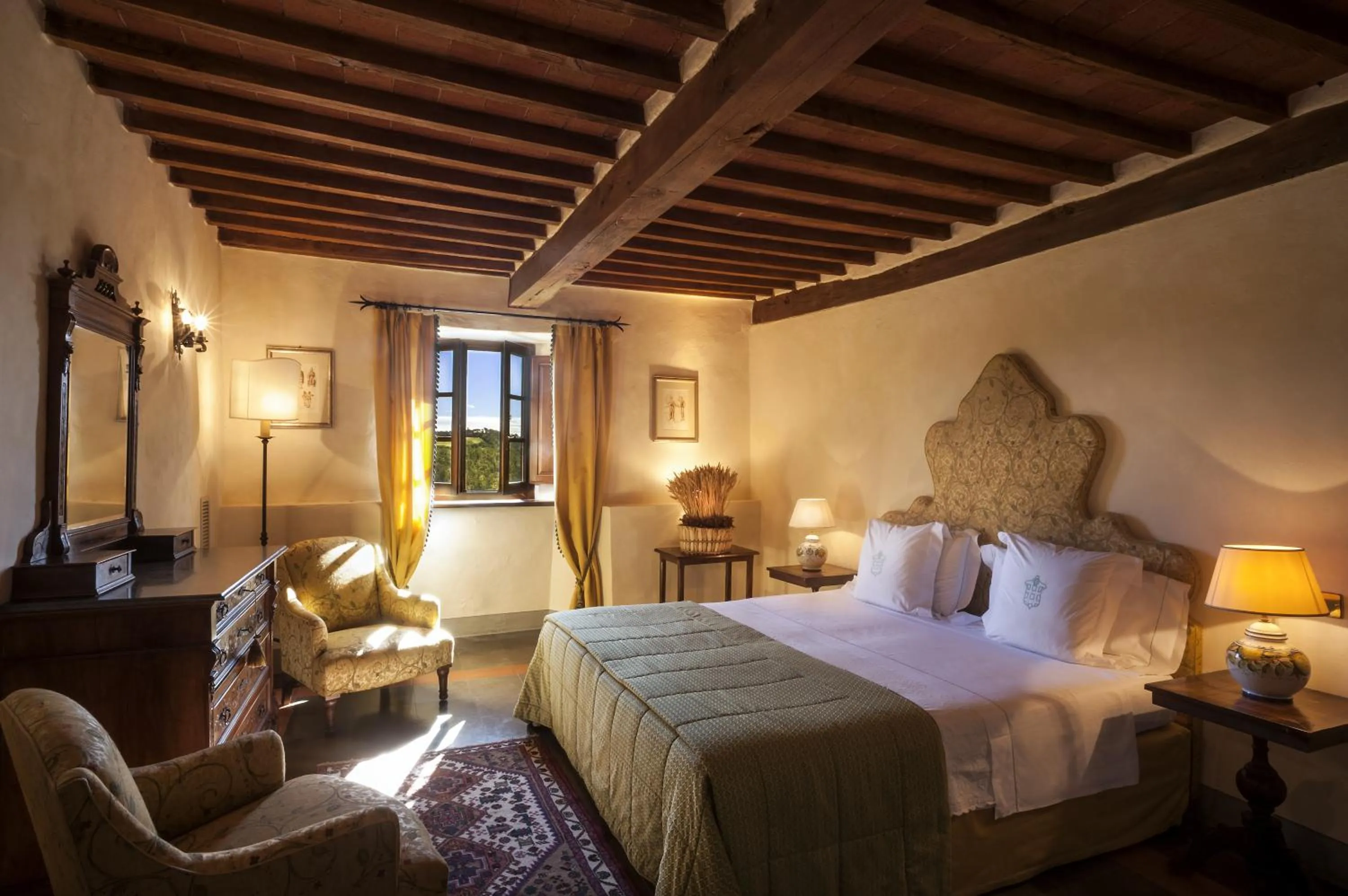 Photo of the whole room, Bed in Castello di Spaltenna Exclusive Resort & Spa