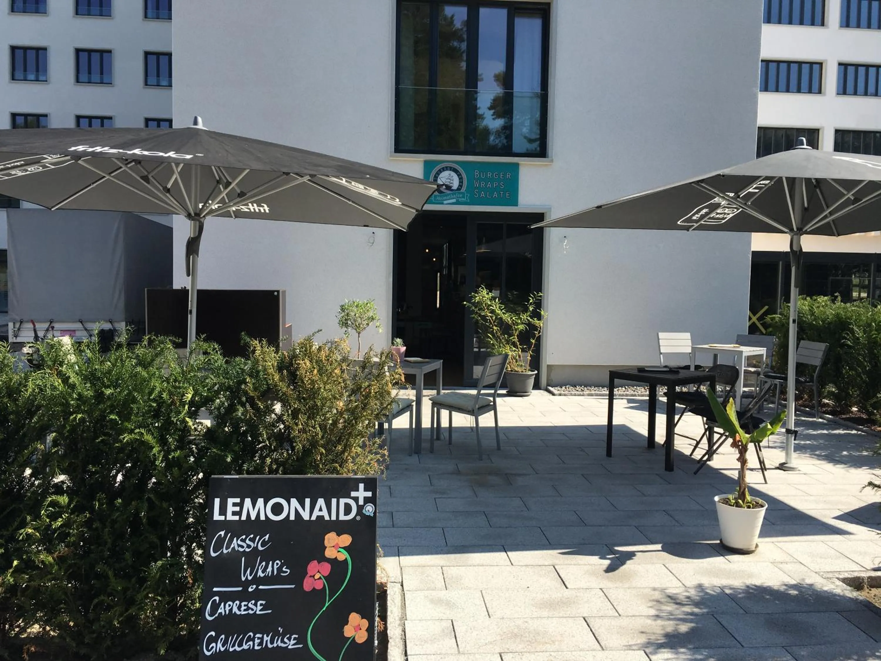 Restaurant/places to eat in Prora Solitaire Apartment mit Meerblick Block 2