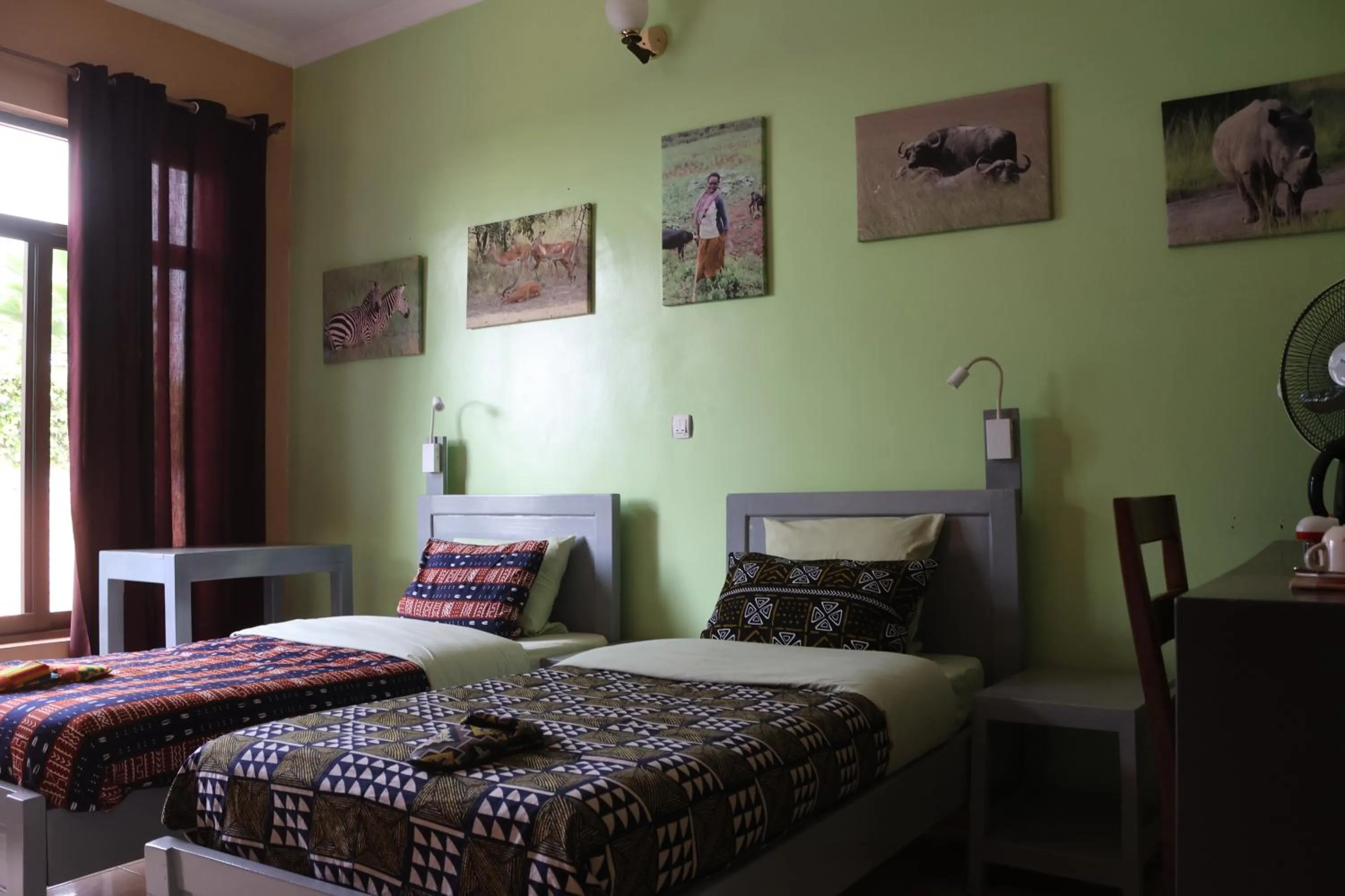 Photo of the whole room, Bed in Umusambi B&B