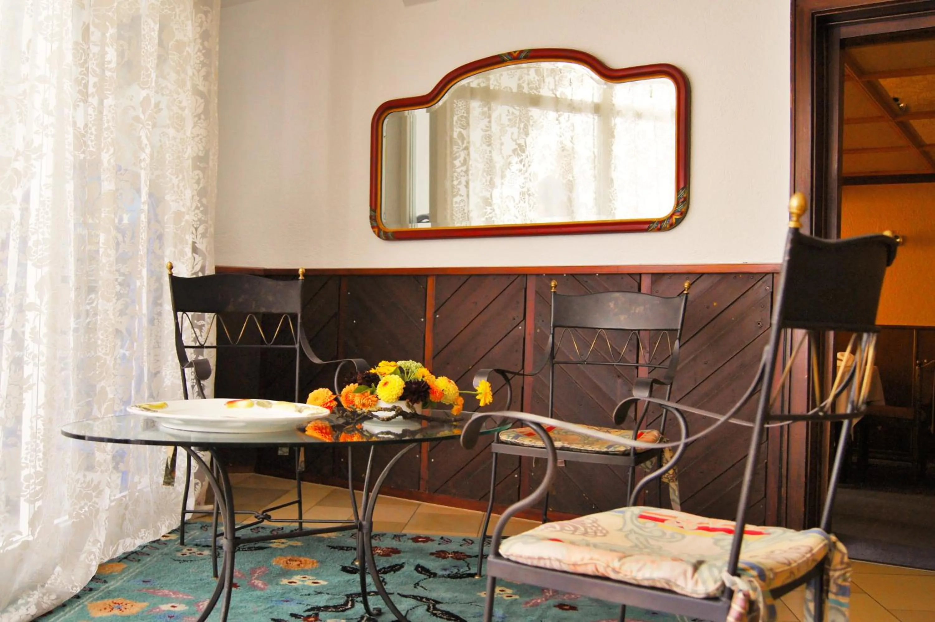 Lobby or reception in Hotel Gasthof Kreuz