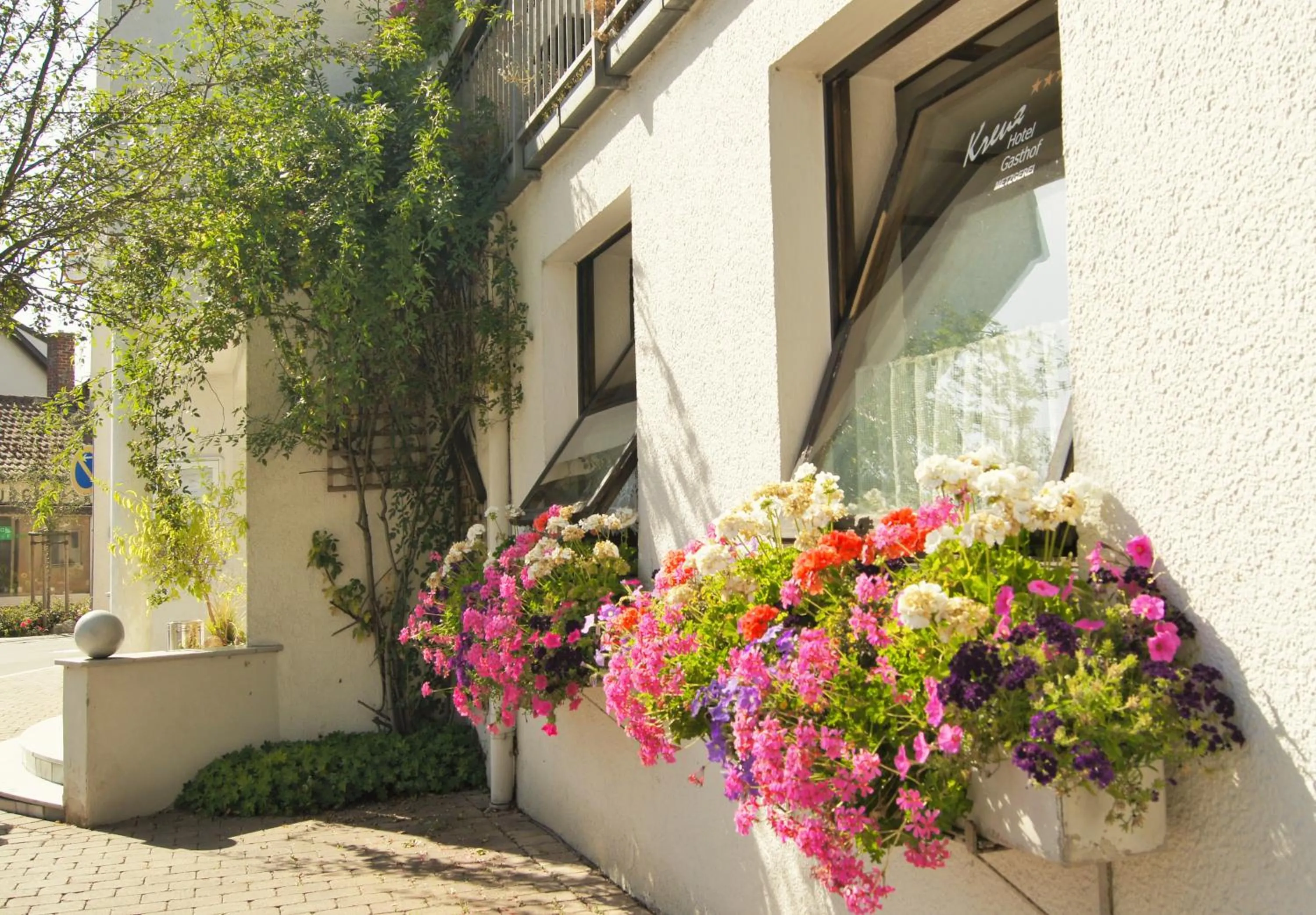 Spring in Hotel Gasthof Kreuz
