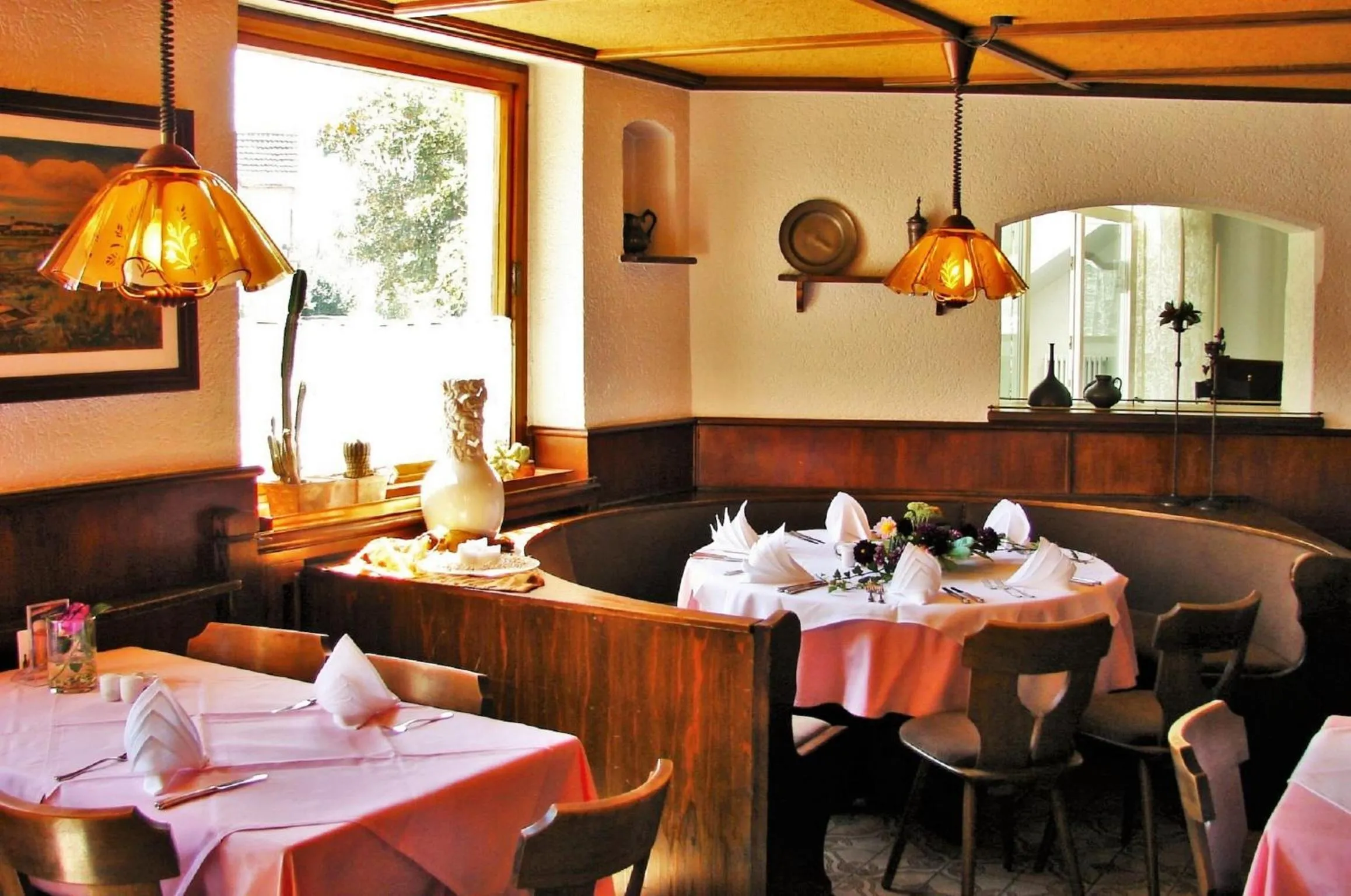 Restaurant/places to eat in Hotel Gasthof Kreuz