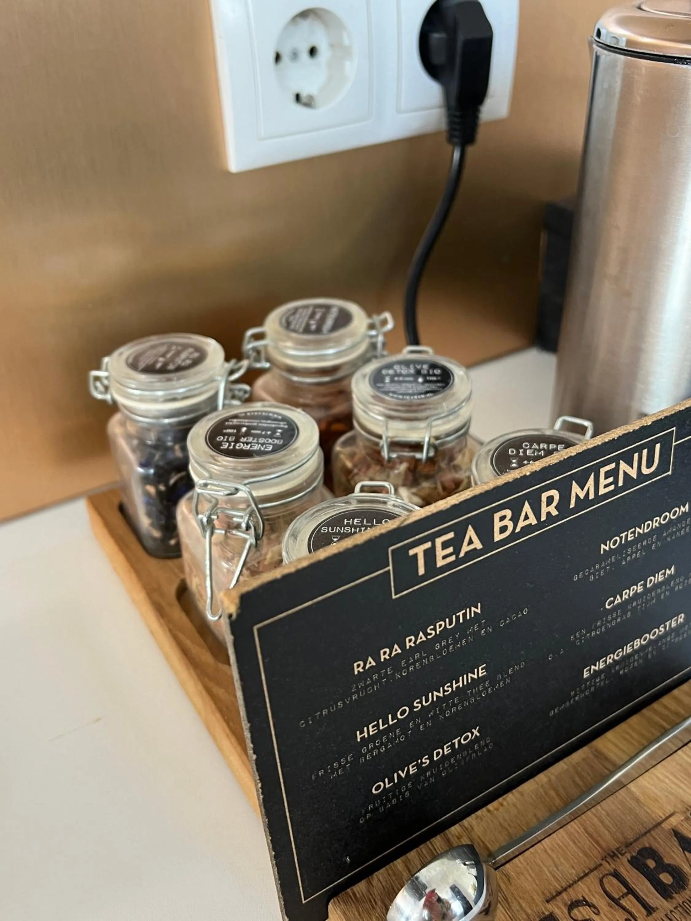 Coffee/tea facilities in Naar Ineke