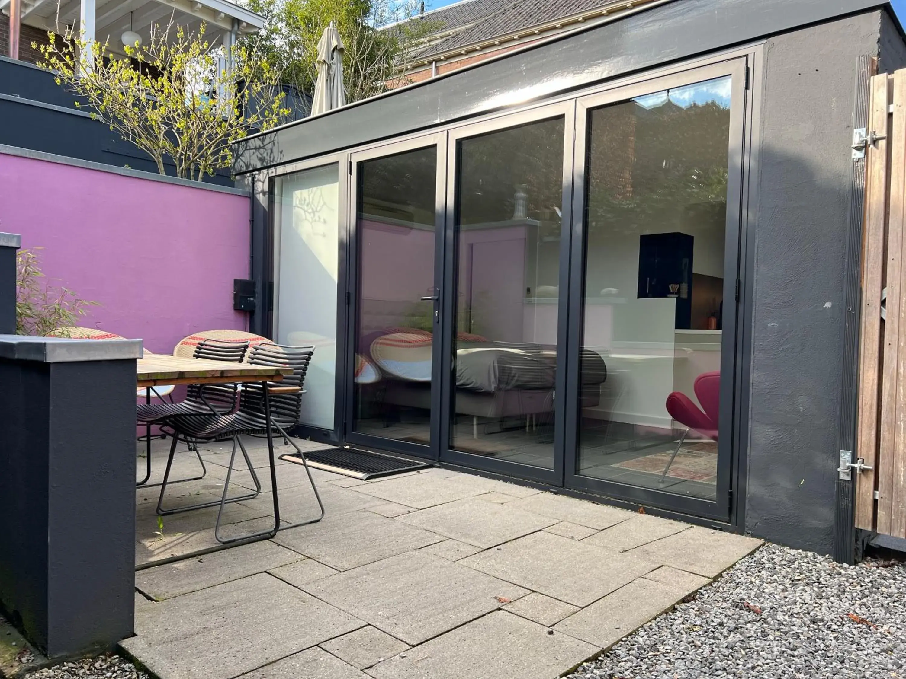 Naar Ineke Naar Ineke