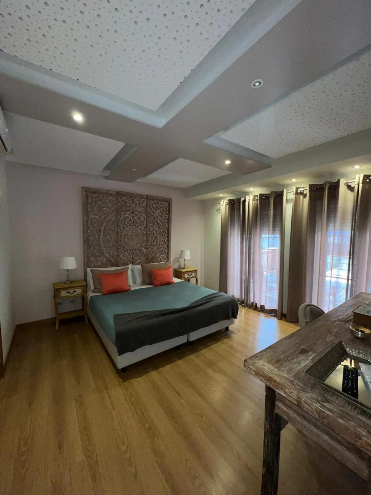 Opus One Luxury Guest House & Wine