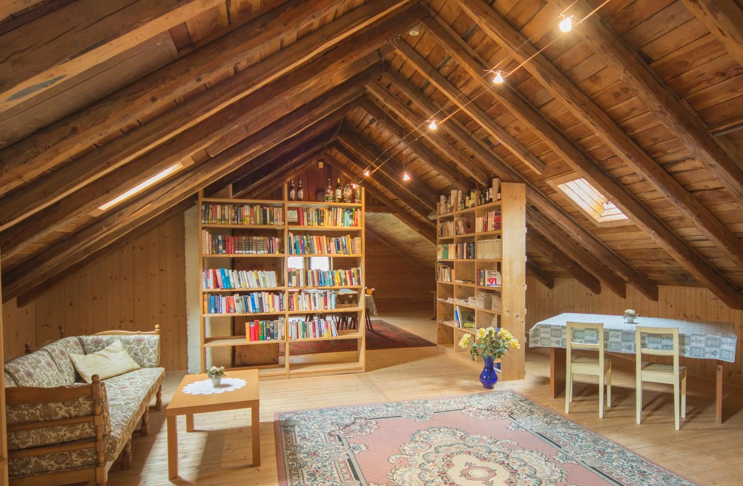 Library in Berghotel Kason